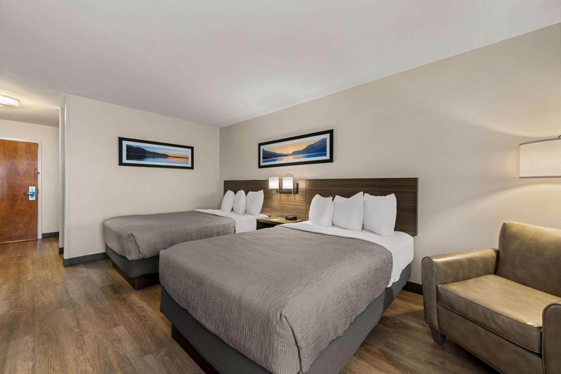 Quality Inn & Suites Matthews - Charlotte photo 16