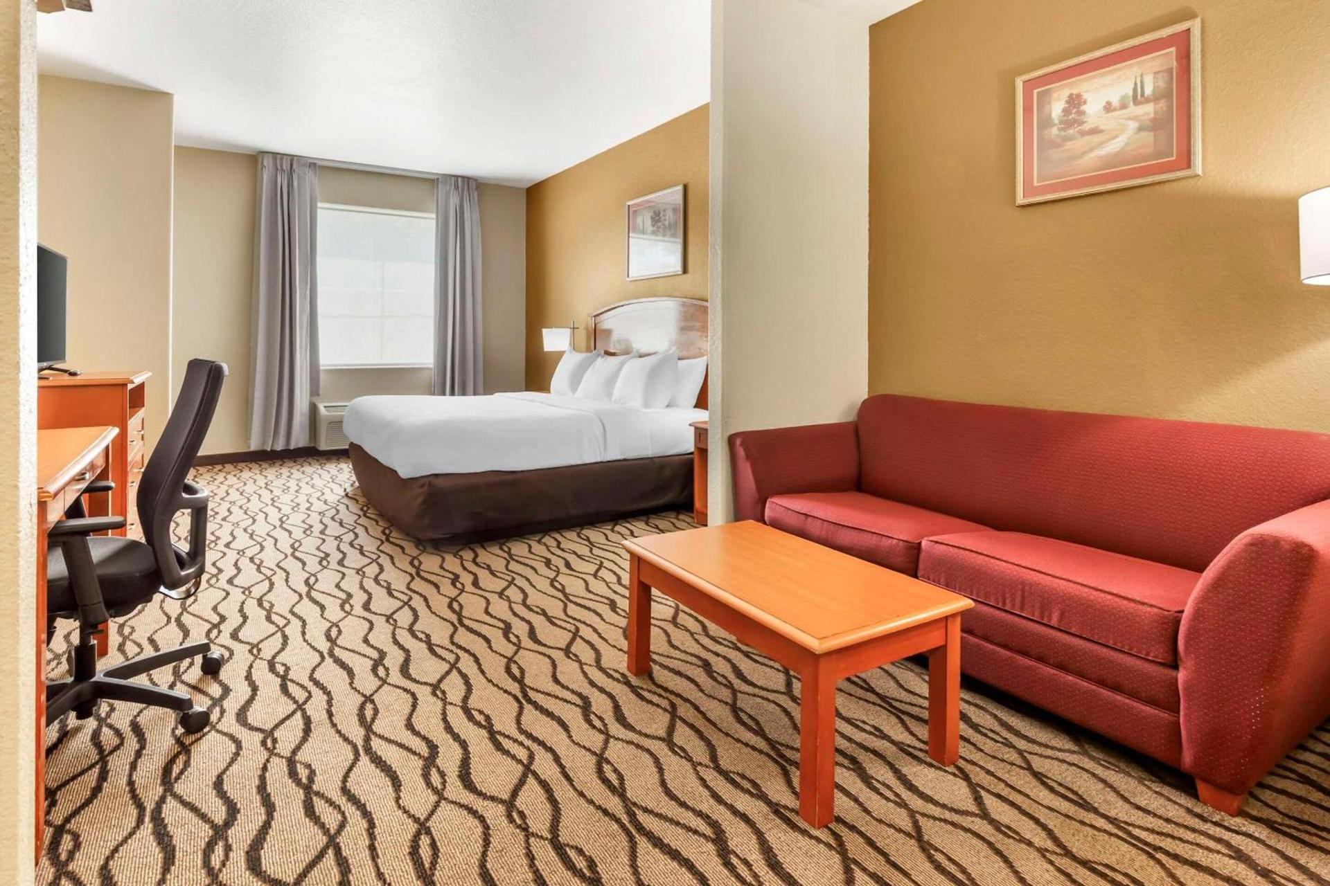 Comfort Inn & Suites Chesapeake - Portsmouth photo 18