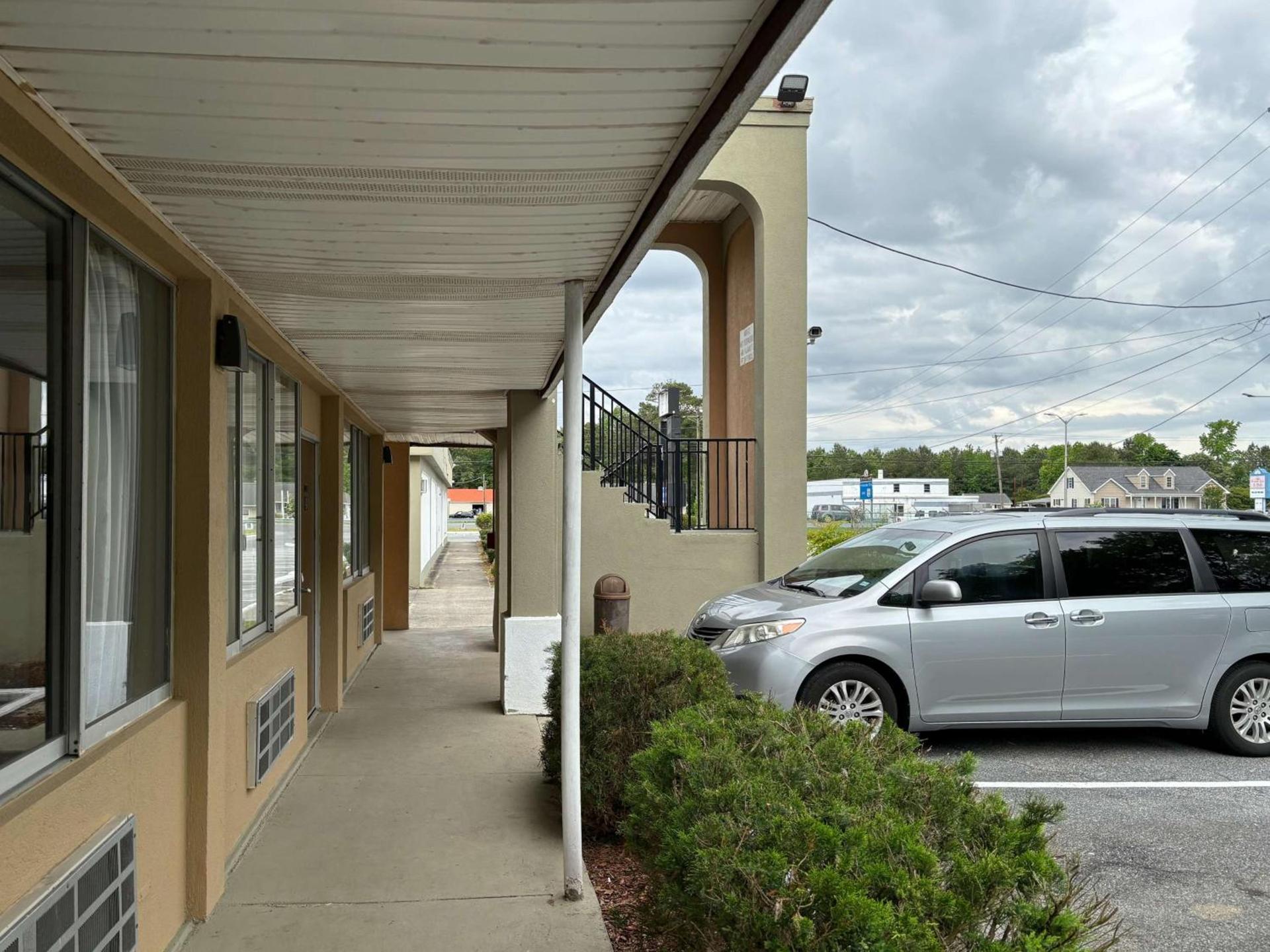 Motel 6 Pocomoke City, MD photo 2