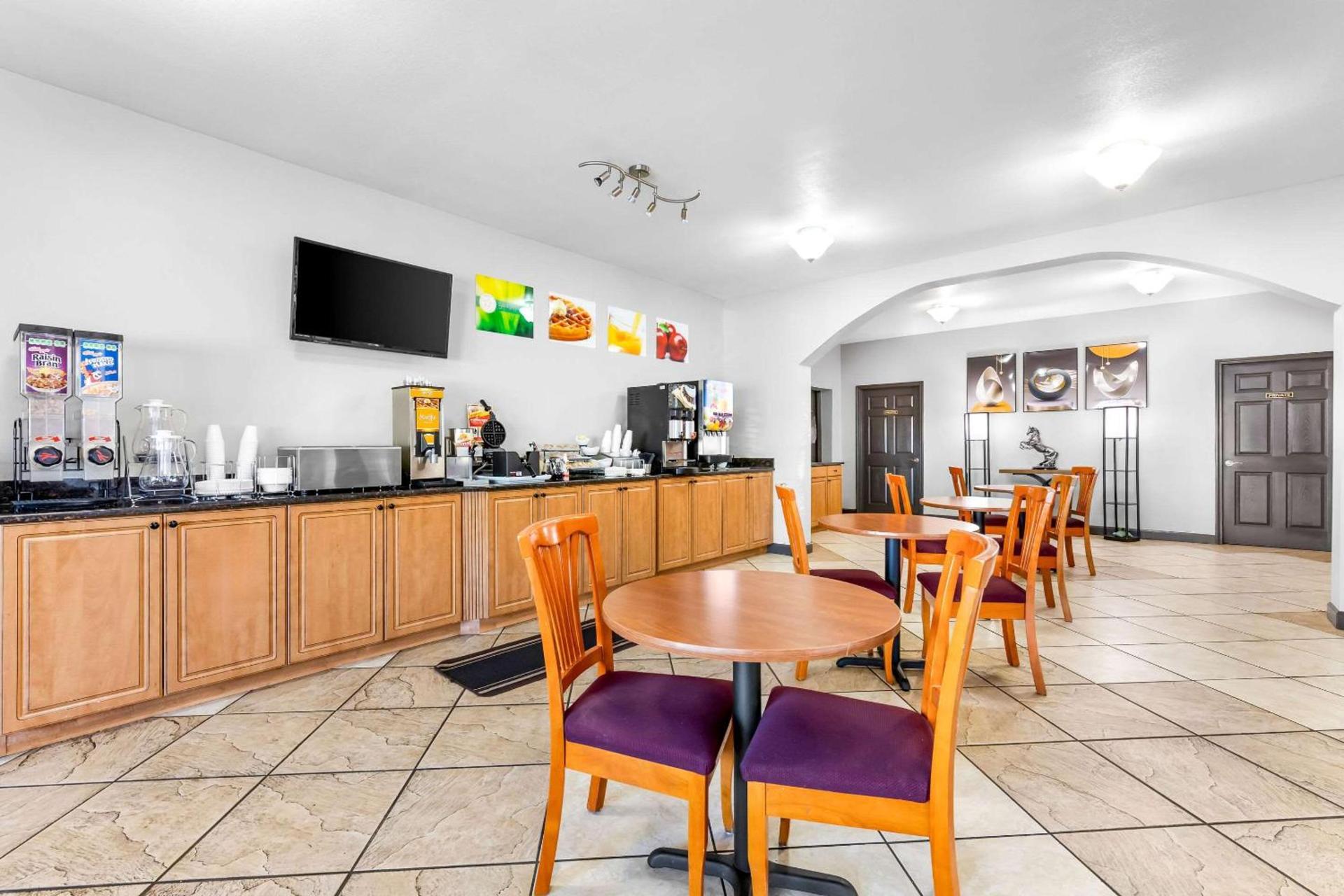 Quality Inn Lawrenceburg photo 10