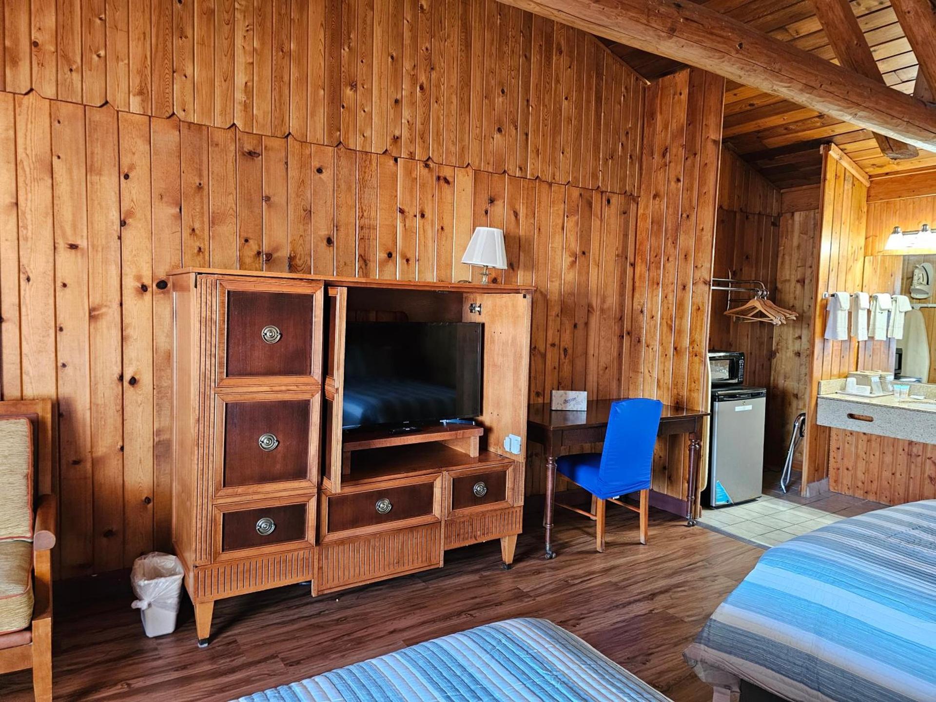 Atlantic Shores Inn and Suites photo 38