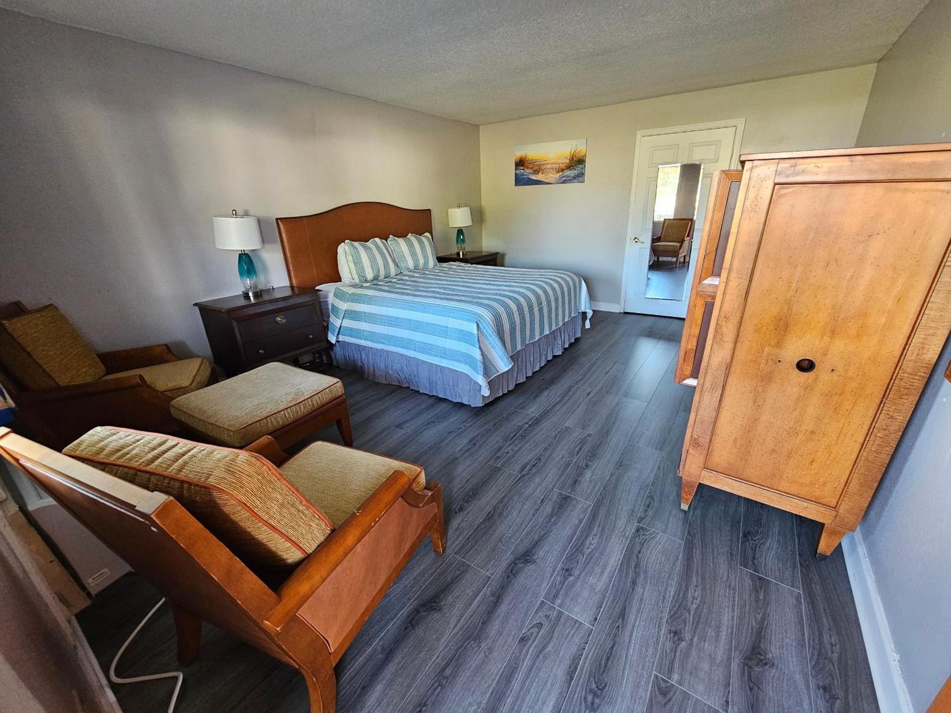 Atlantic Shores Inn and Suites photo 13