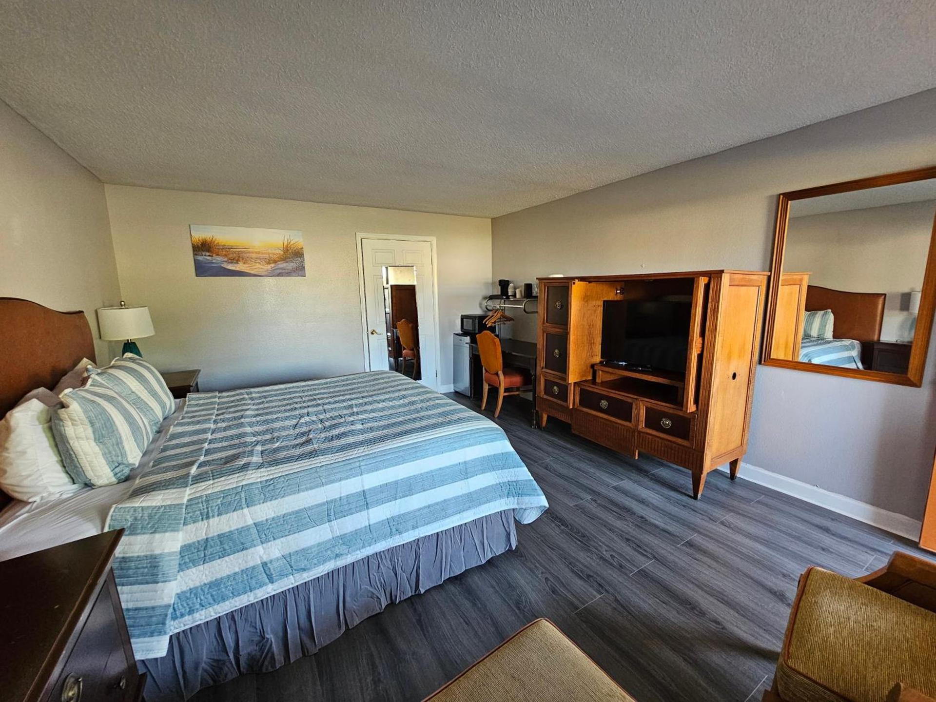 Atlantic Shores Inn and Suites photo 12