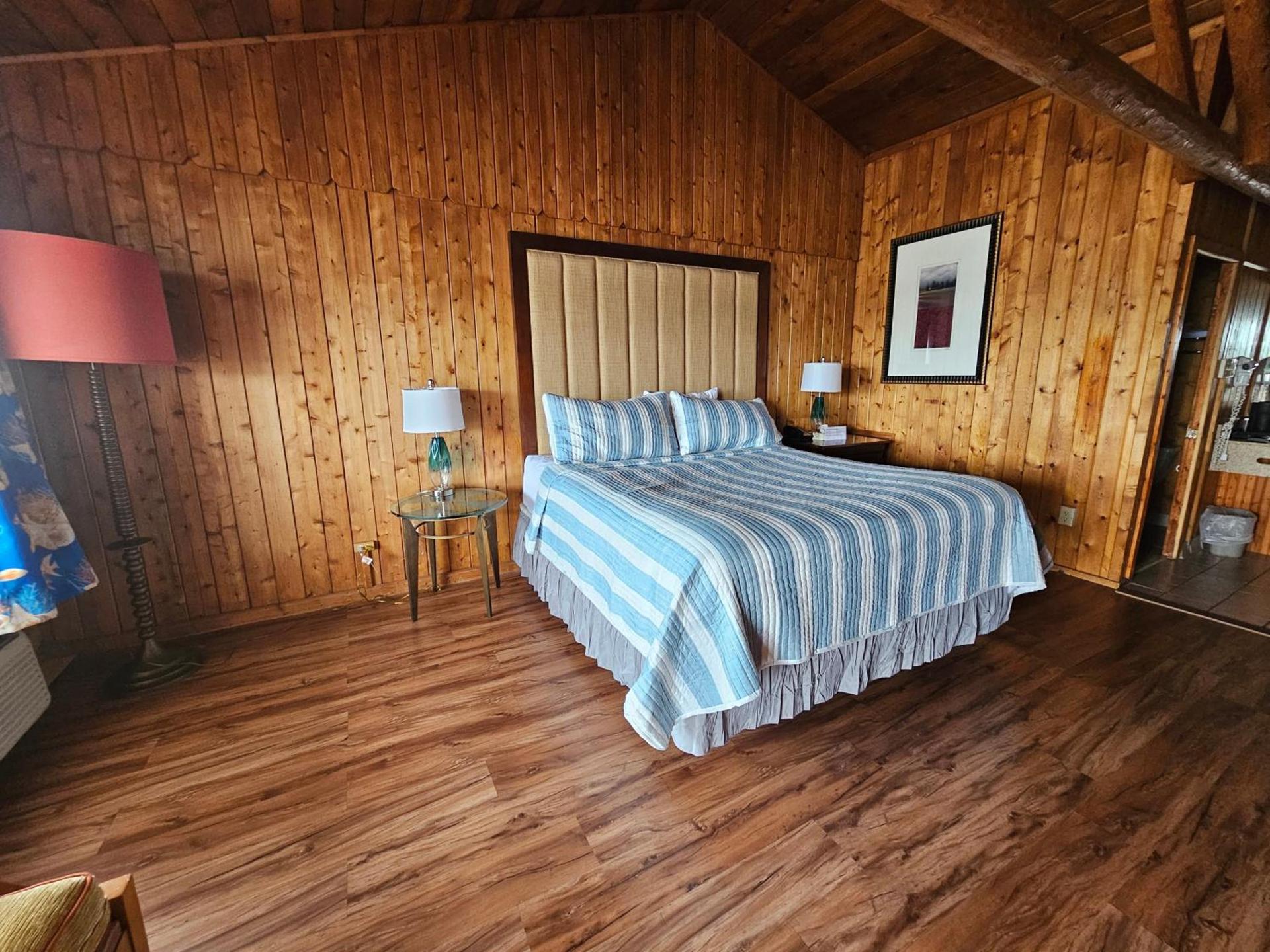 Atlantic Shores Inn and Suites photo 44