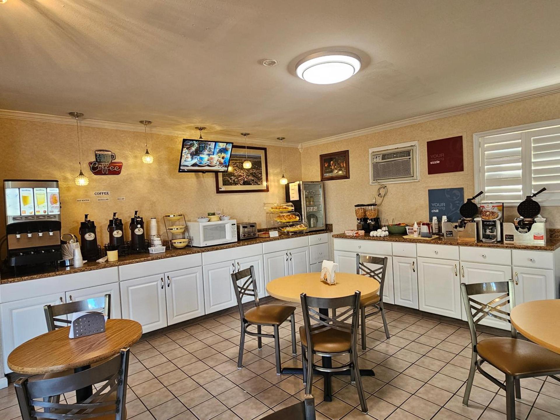 Atlantic Shores Inn and Suites photo 6