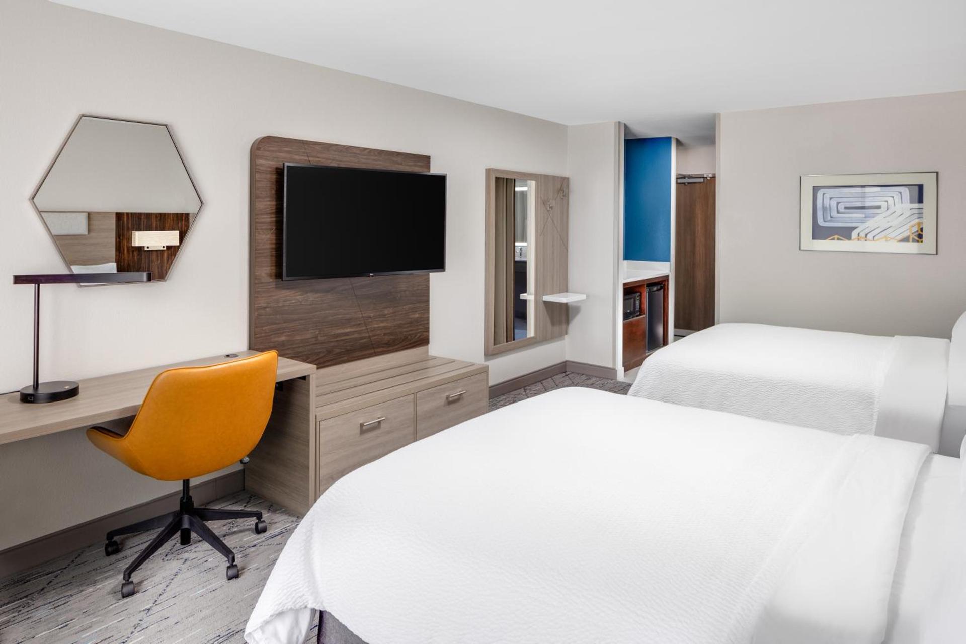 Holiday Inn Express Kearney by IHG photo 3