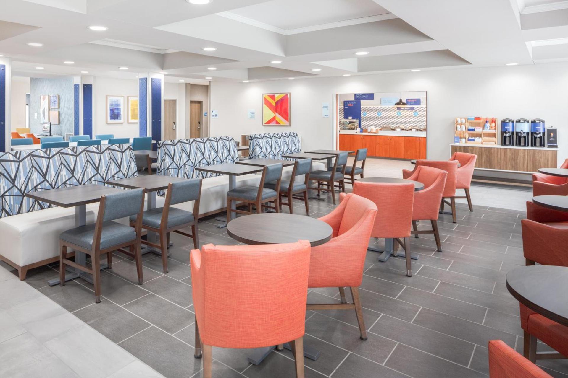 Holiday Inn Express Kearney by IHG photo 9