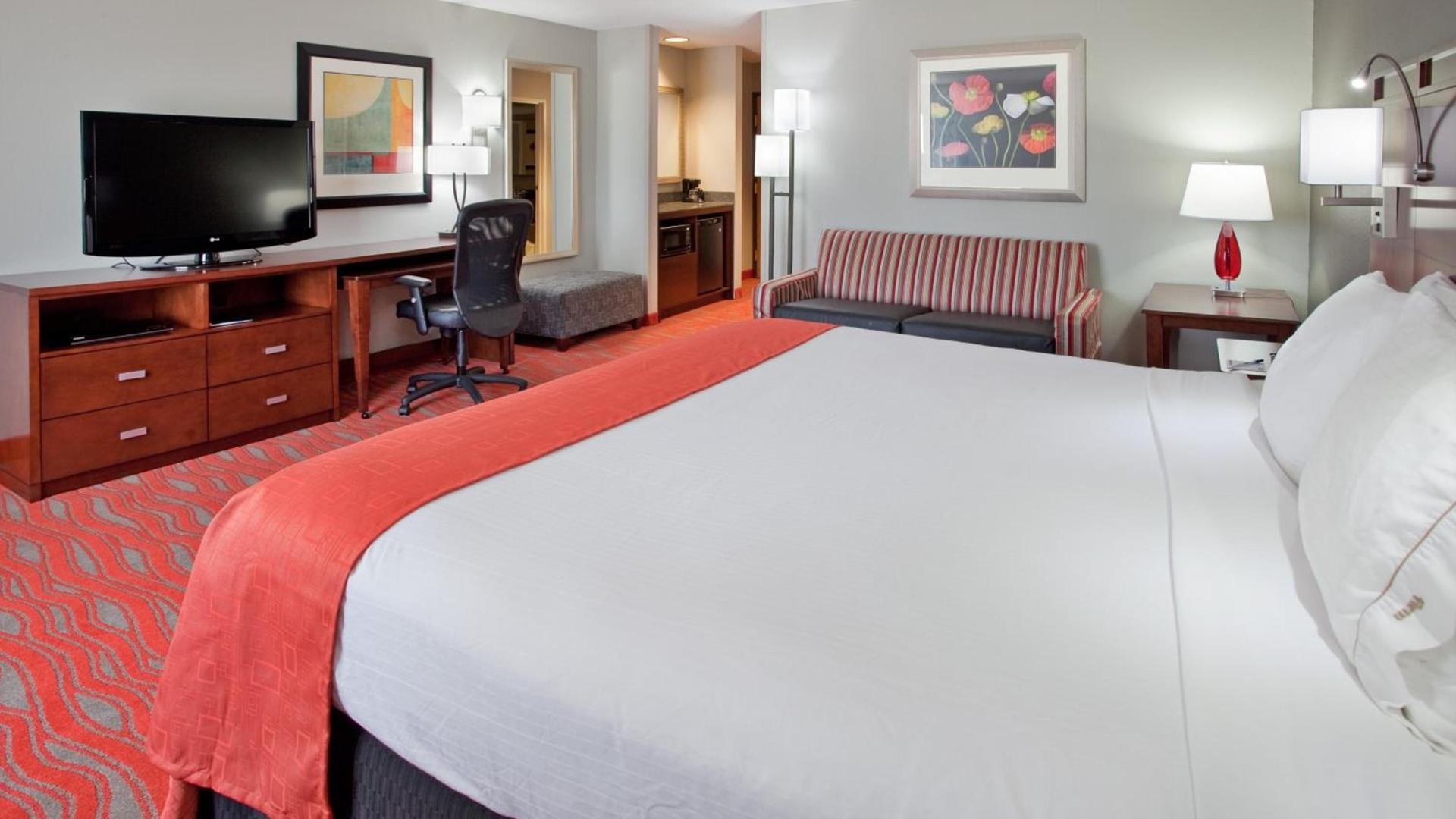Holiday Inn Express Kearney by IHG photo 48