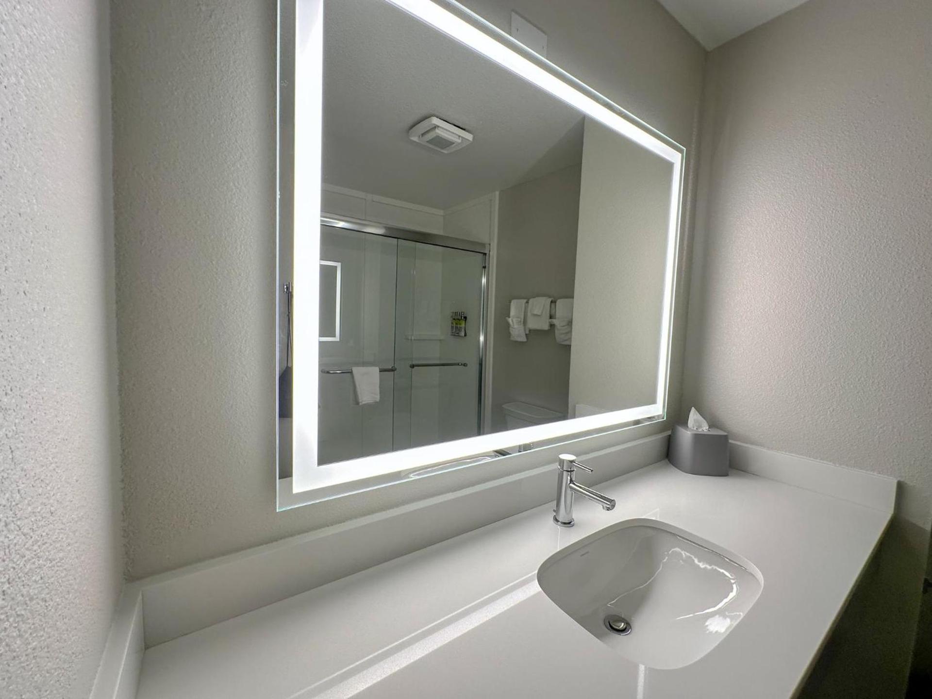 Holiday Inn Express Kearney by IHG photo 66