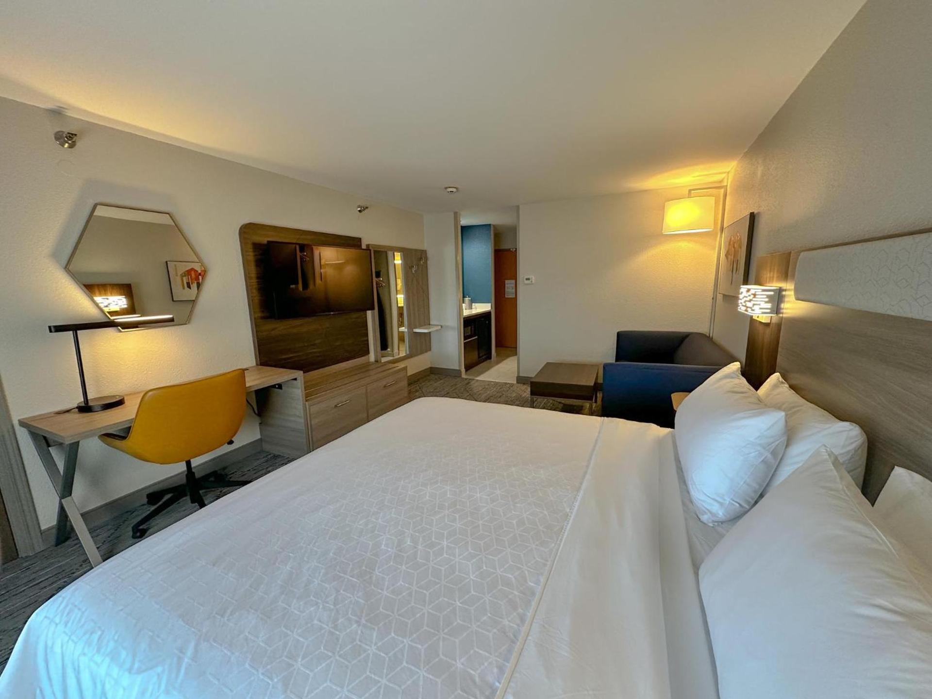 Holiday Inn Express Kearney by IHG photo 65