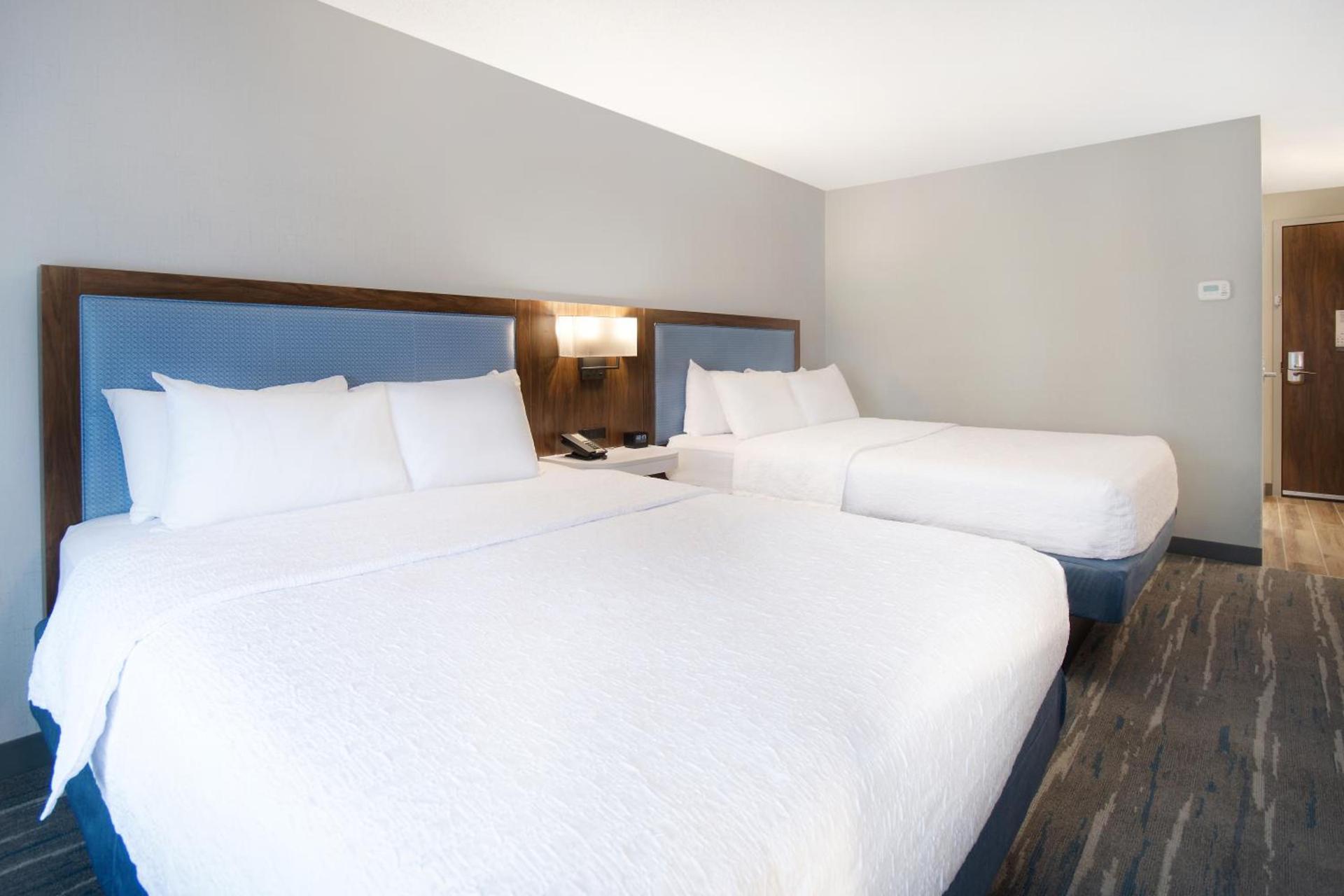 Hampton Inn & Suites Dayton-Vandalia photo 18