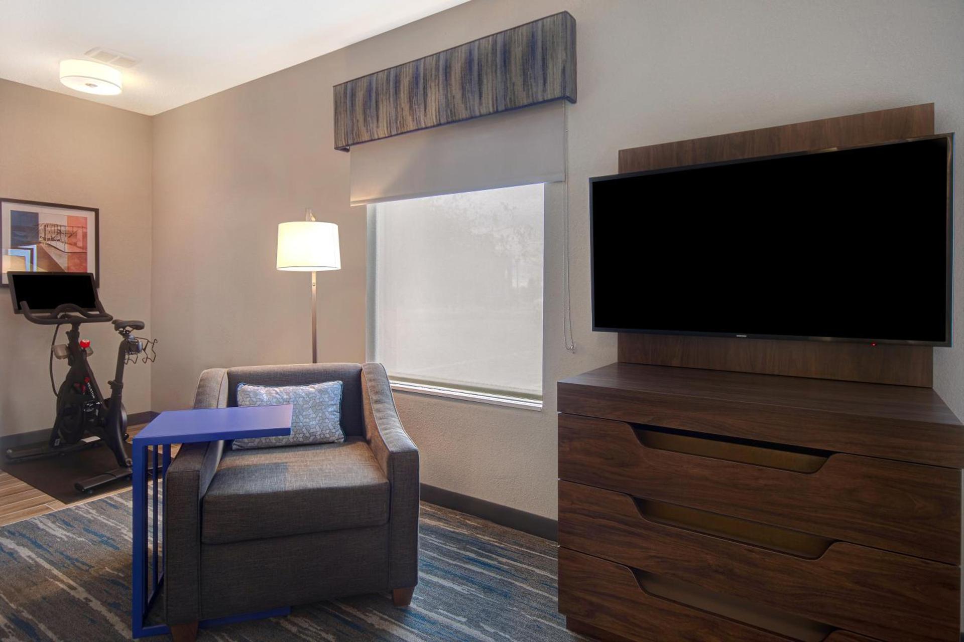 Hampton Inn & Suites Dayton-Vandalia photo 20