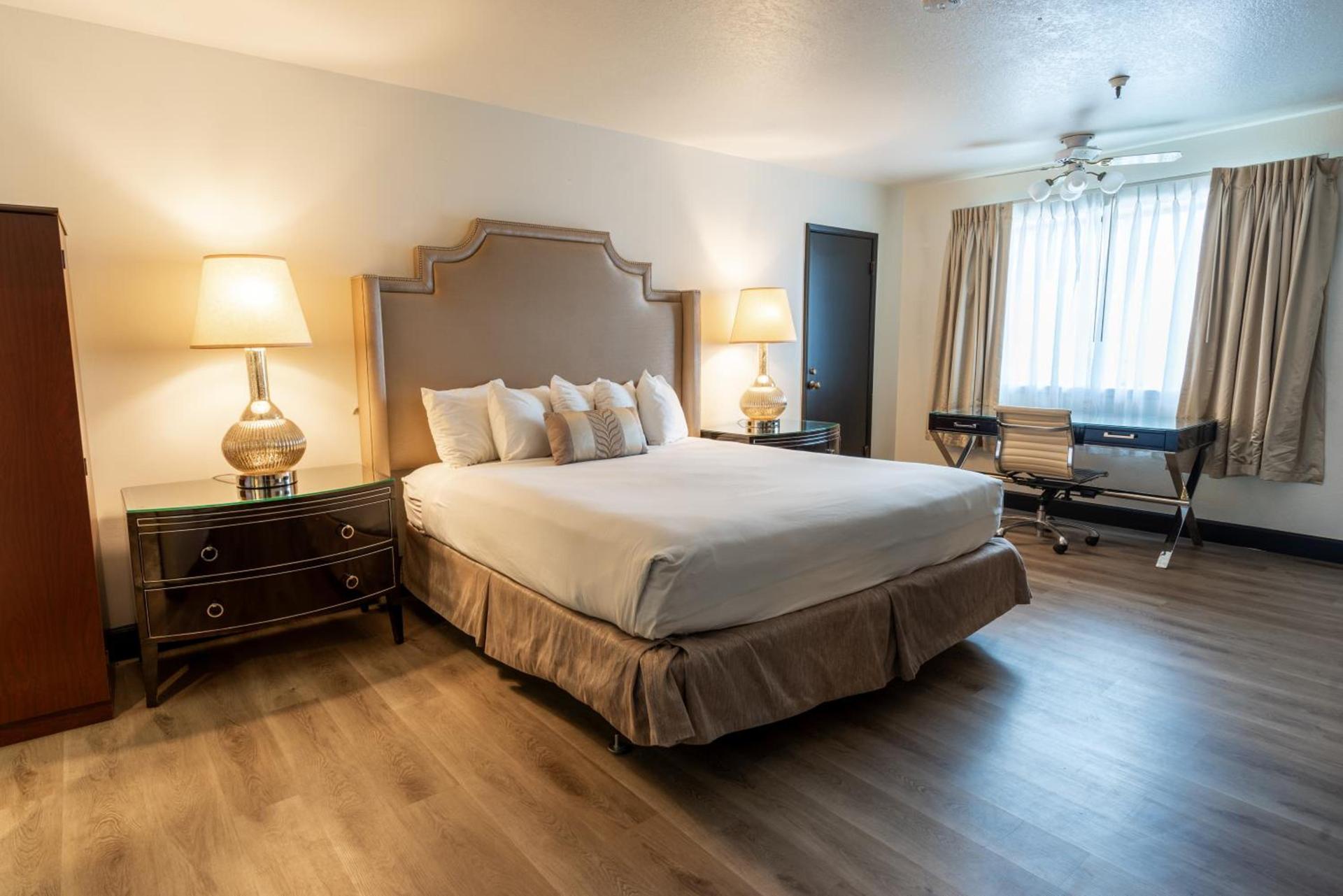 Sands Inn & Suites photo 5