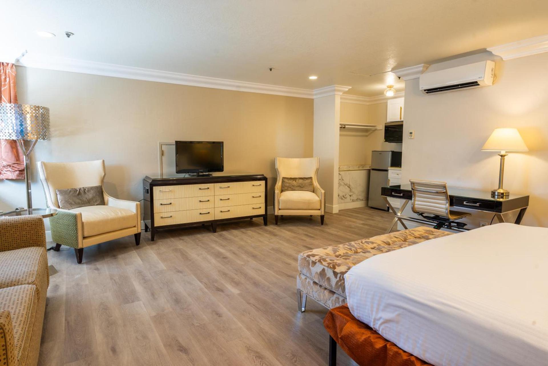 Sands Inn & Suites photo 2