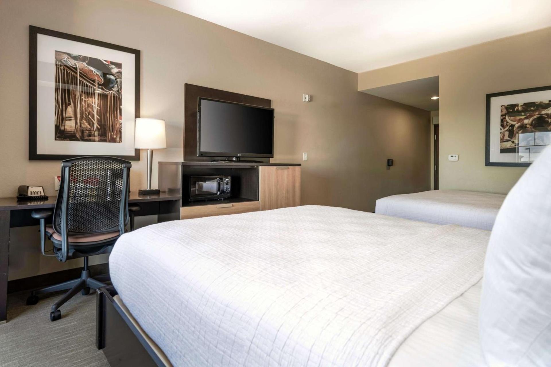 Best Western Premier Bryan College Station photo 20