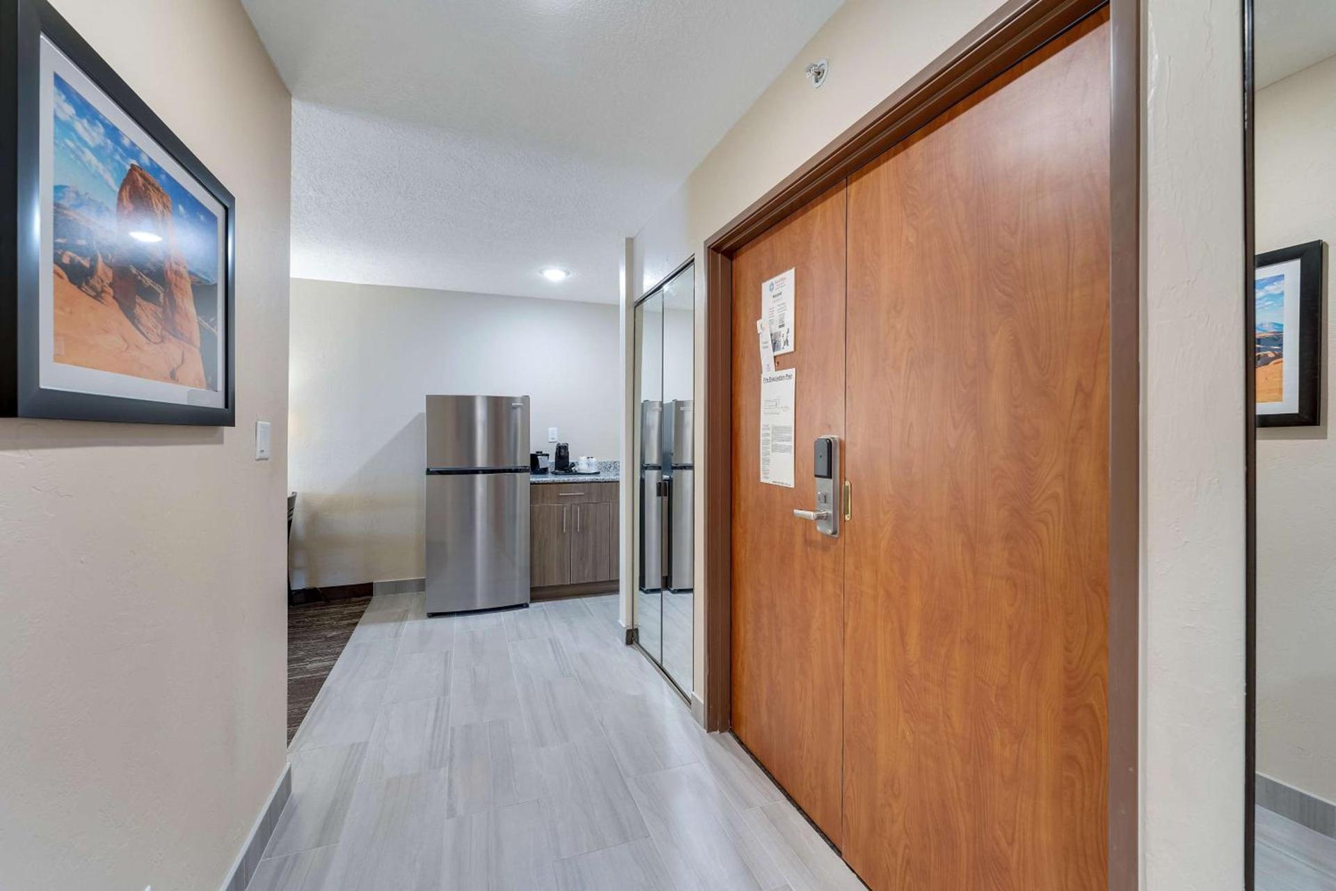 SureStay Plus Hotel by Best Western Price photo 4