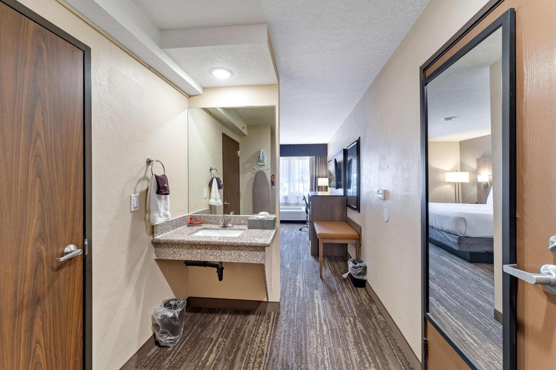 SureStay Plus Hotel by Best Western Price photo 29