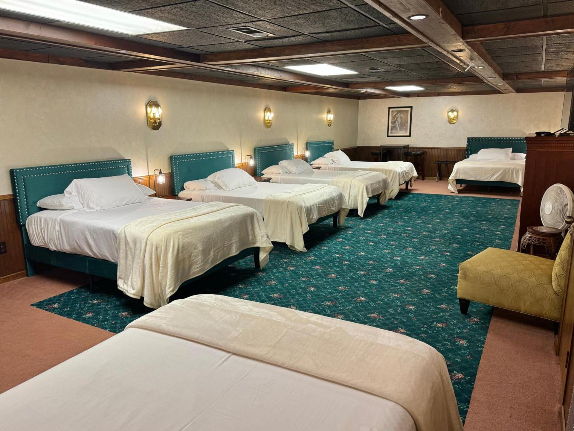 Fenway House Hotel photo 36