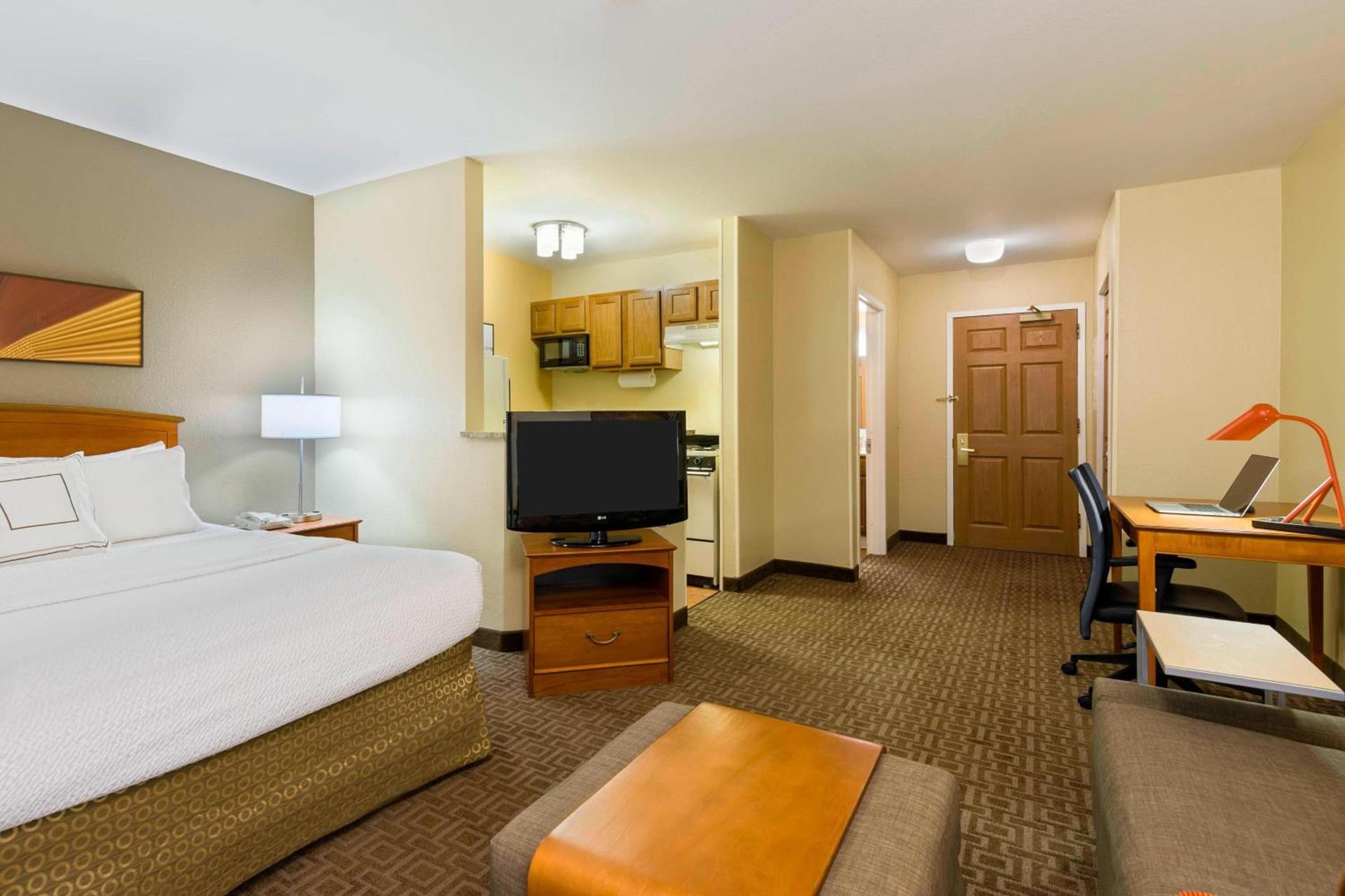 MainStay Suites photo 27