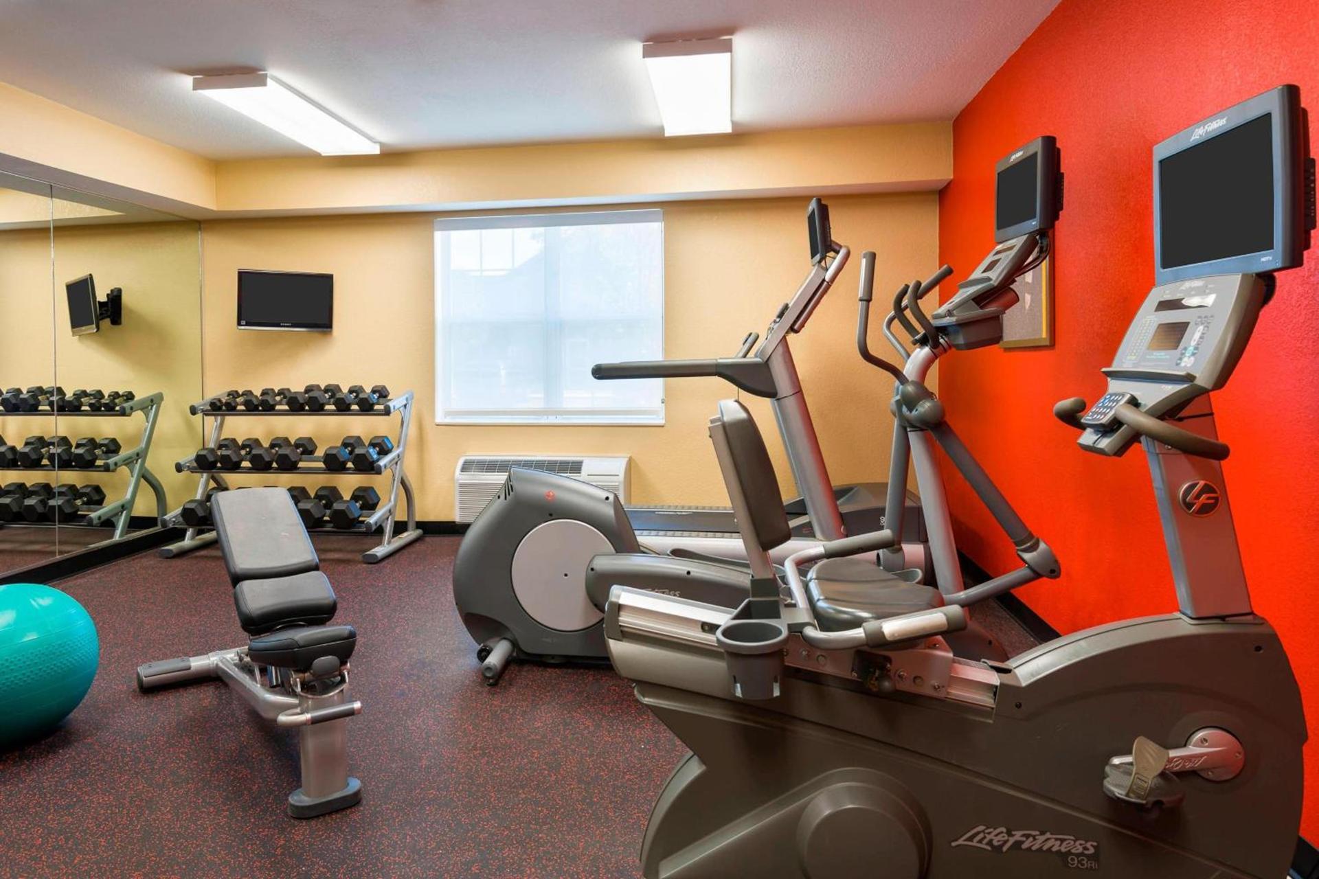 MainStay Suites photo 36