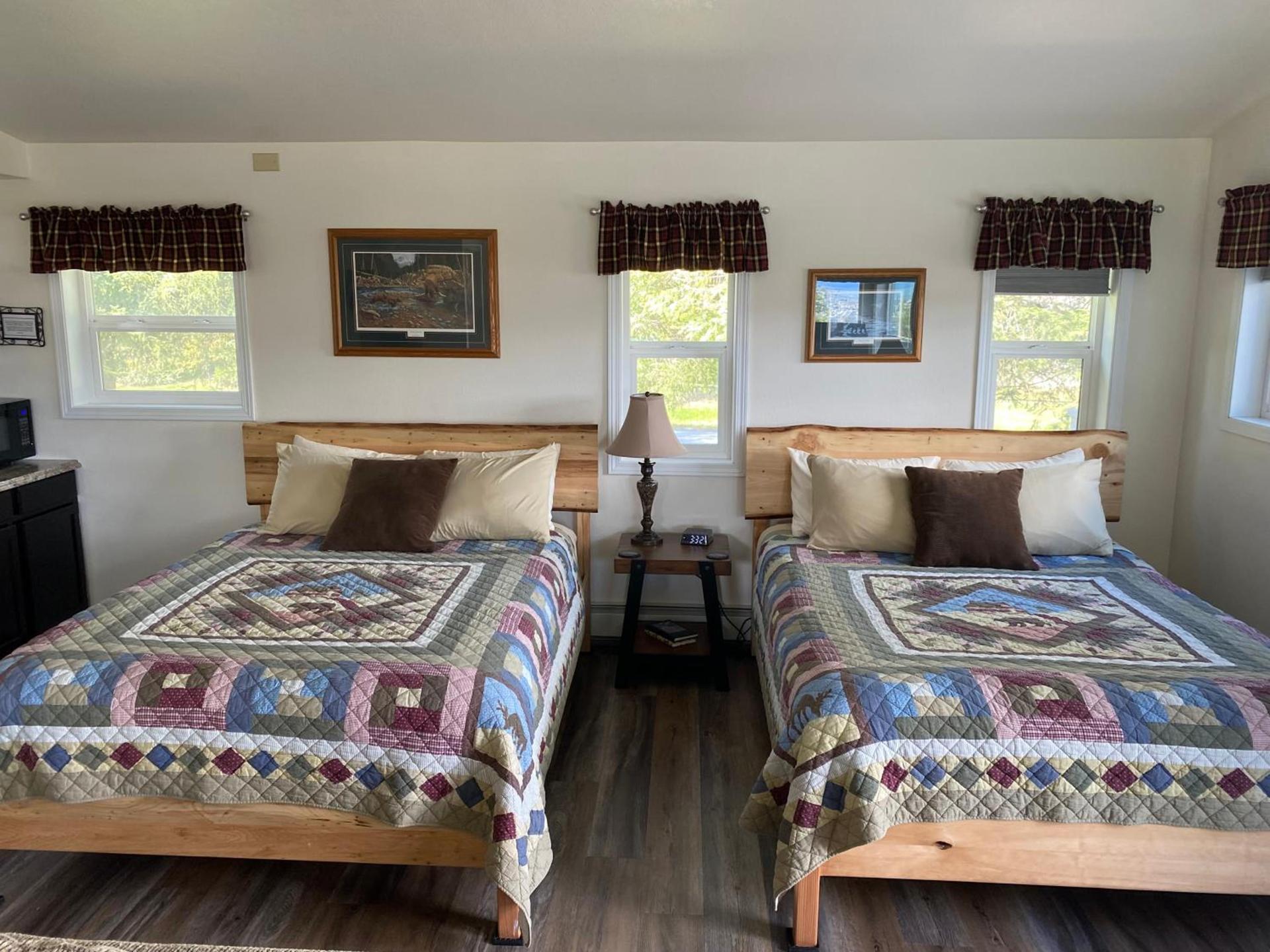Bears Den Alaska Lodging photo 46