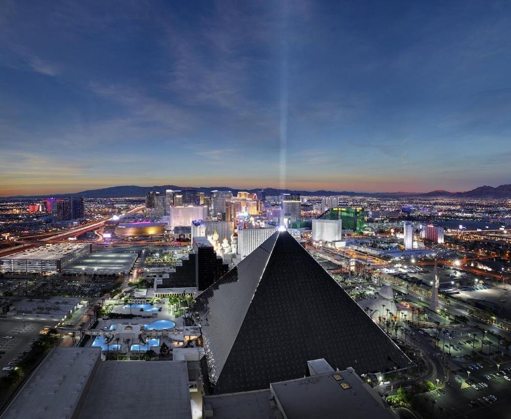 Luxor Hotel & Casino by Suiteness photo 1