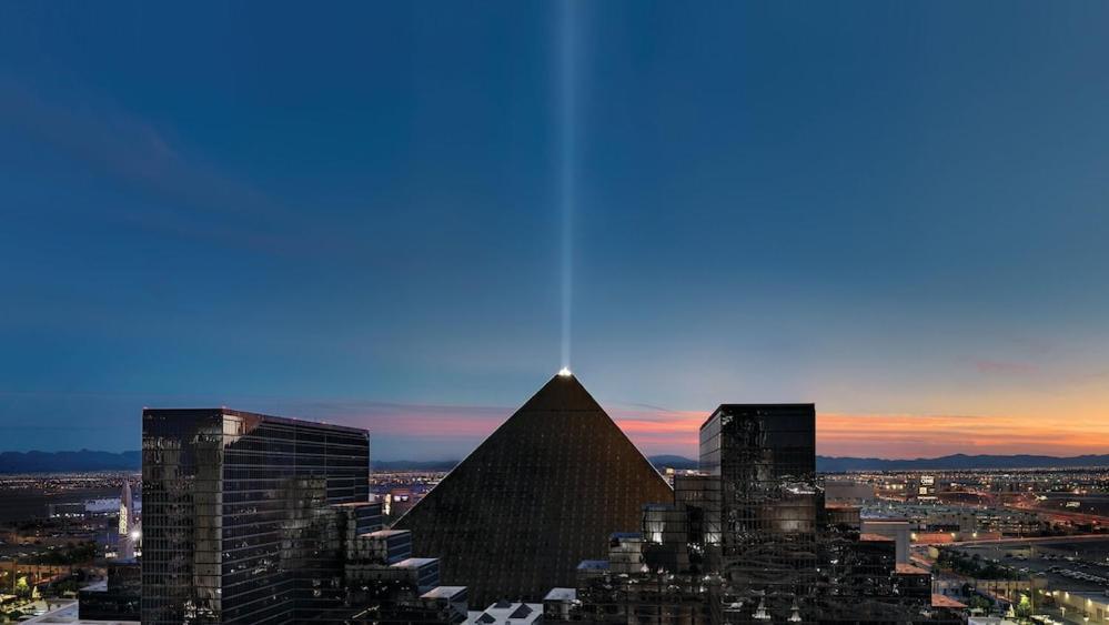 Luxor Hotel & Casino by Suiteness photo 14