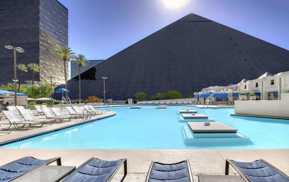 Luxor Hotel & Casino by Suiteness photo 18