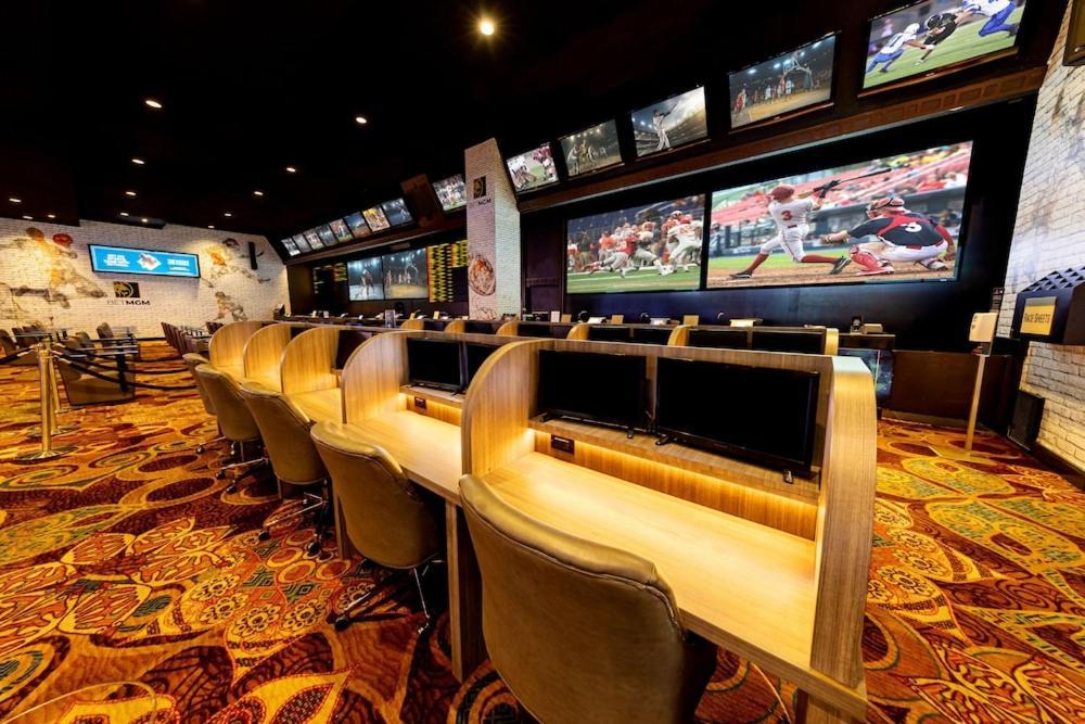 Luxor Hotel & Casino by Suiteness photo 63