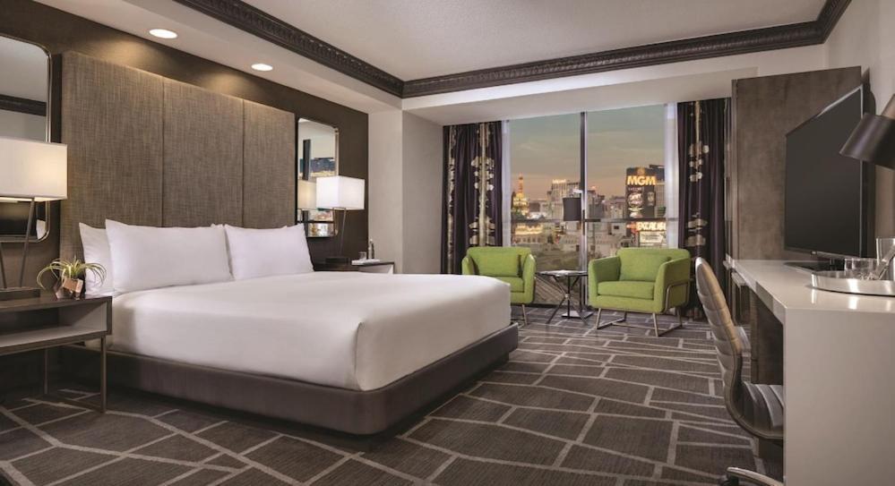 Luxor Hotel & Casino by Suiteness photo 67