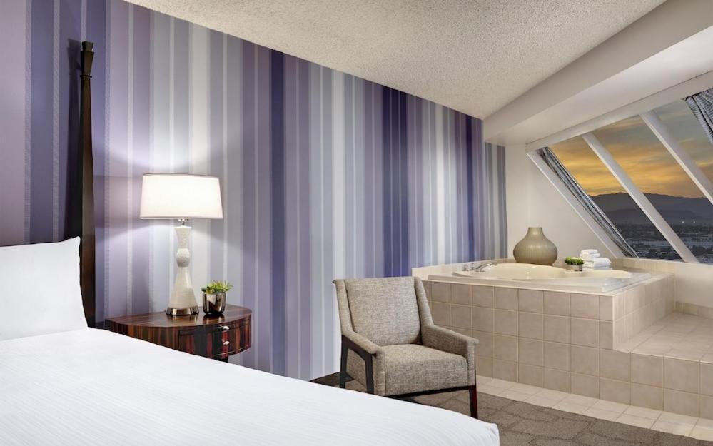 Luxor Hotel & Casino by Suiteness photo 68