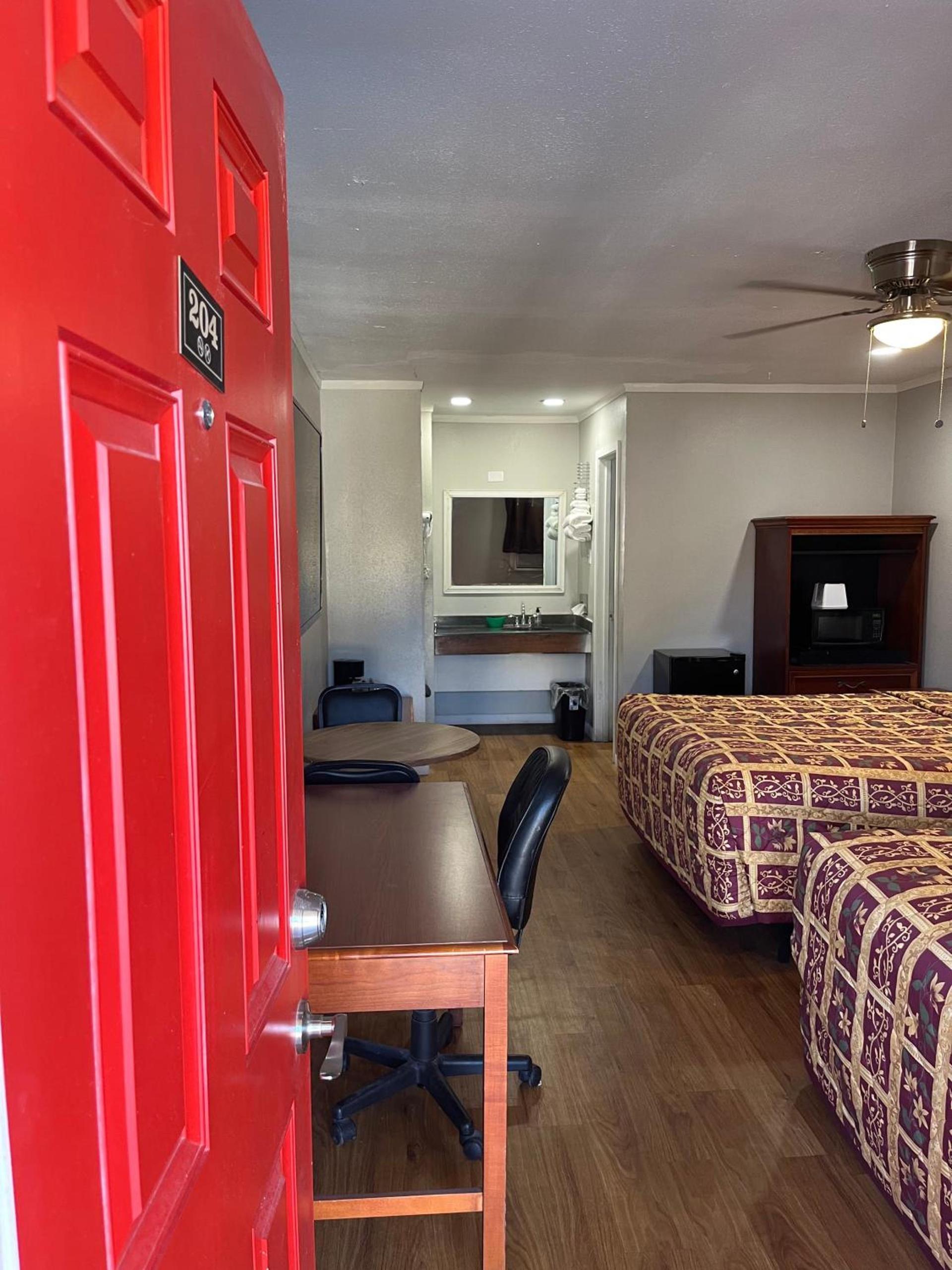 Ladybird Inn photo 10