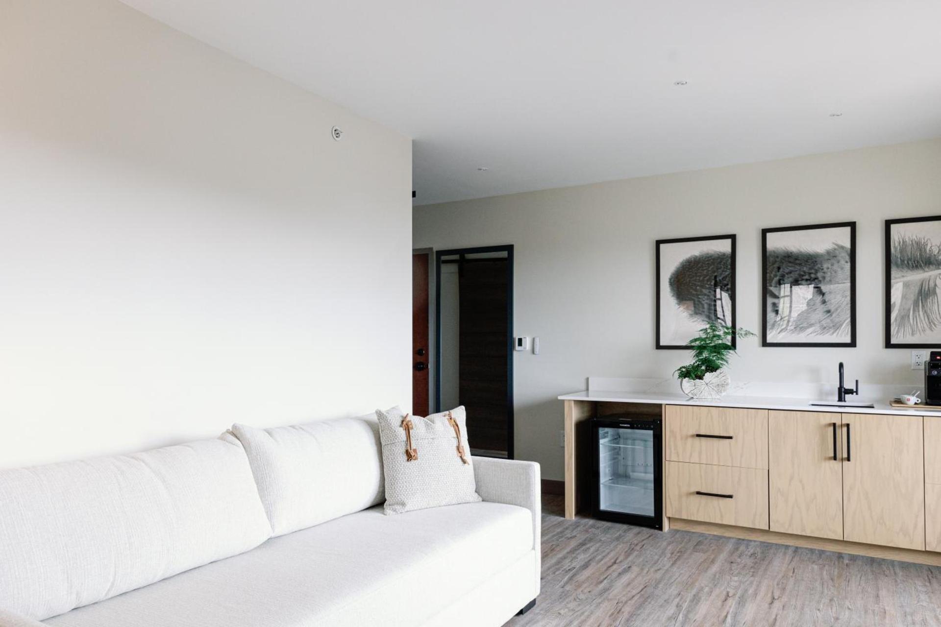 The Embers Hotel photo 28