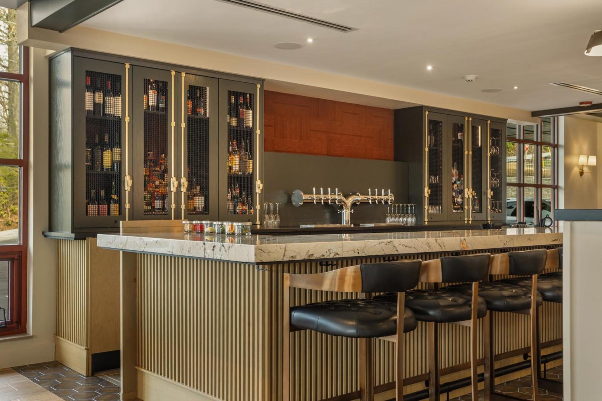 The Embers Hotel photo 36