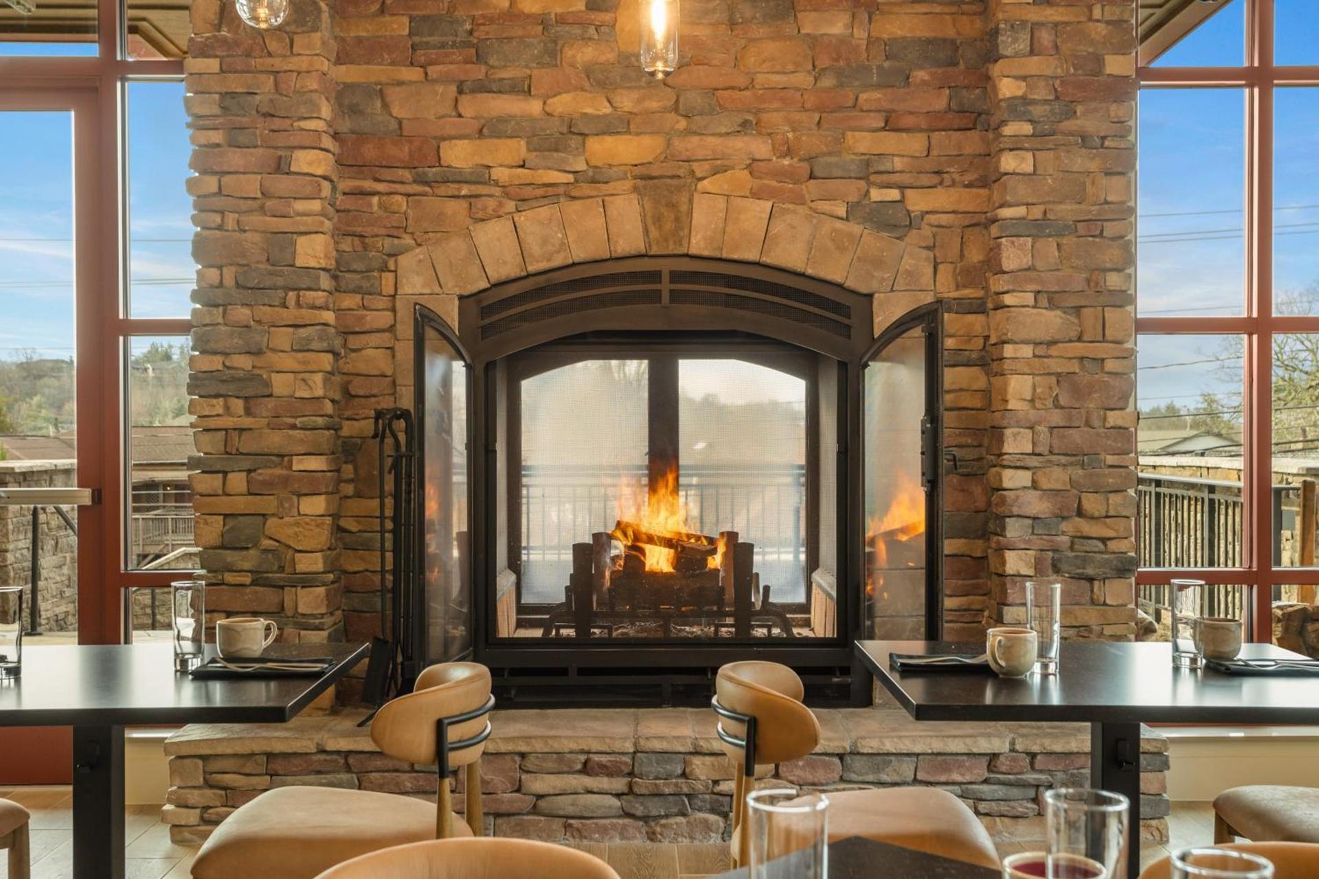 The Embers Hotel photo 38