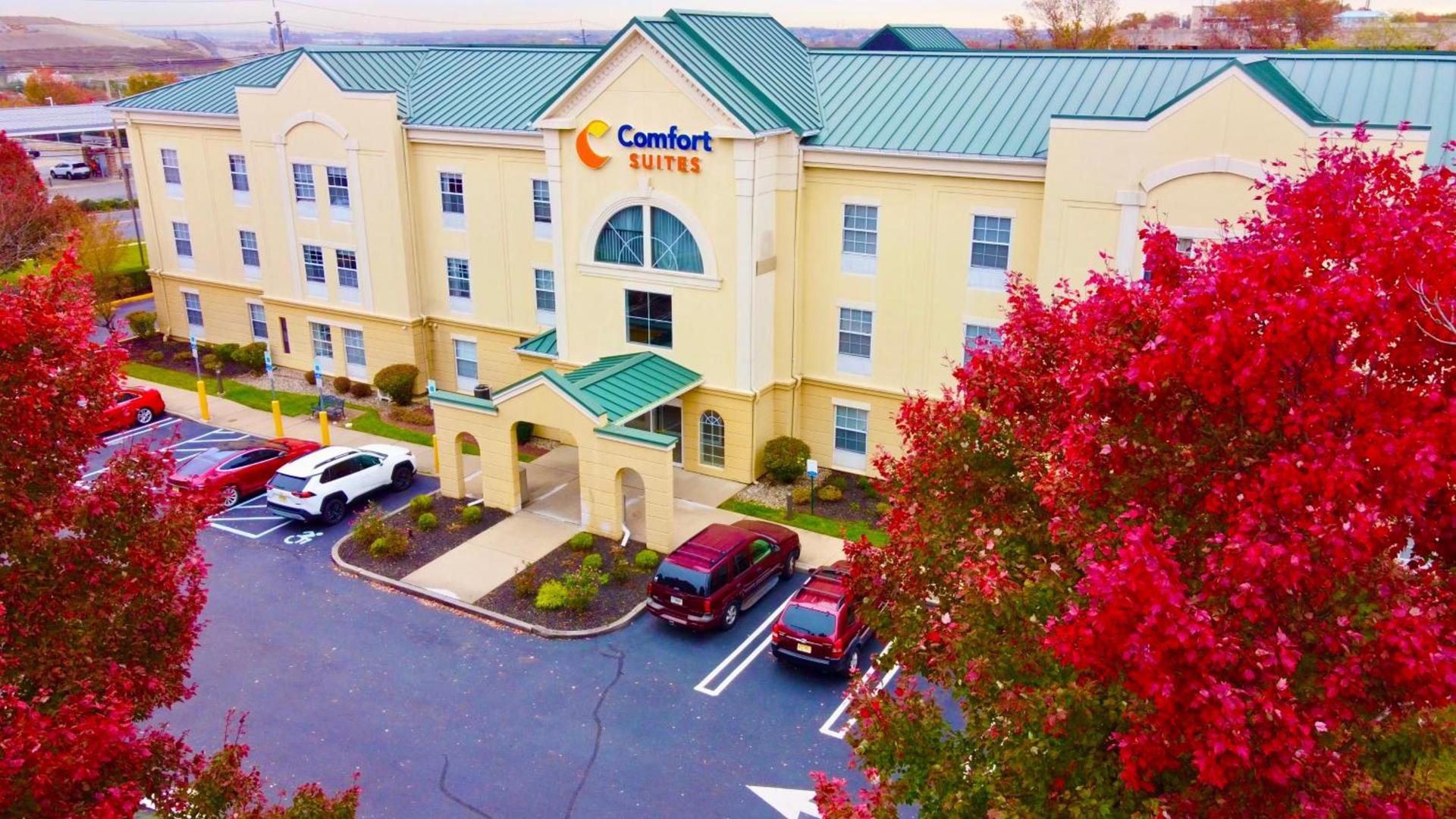 Comfort Suites East Brunswick - South River photo 95