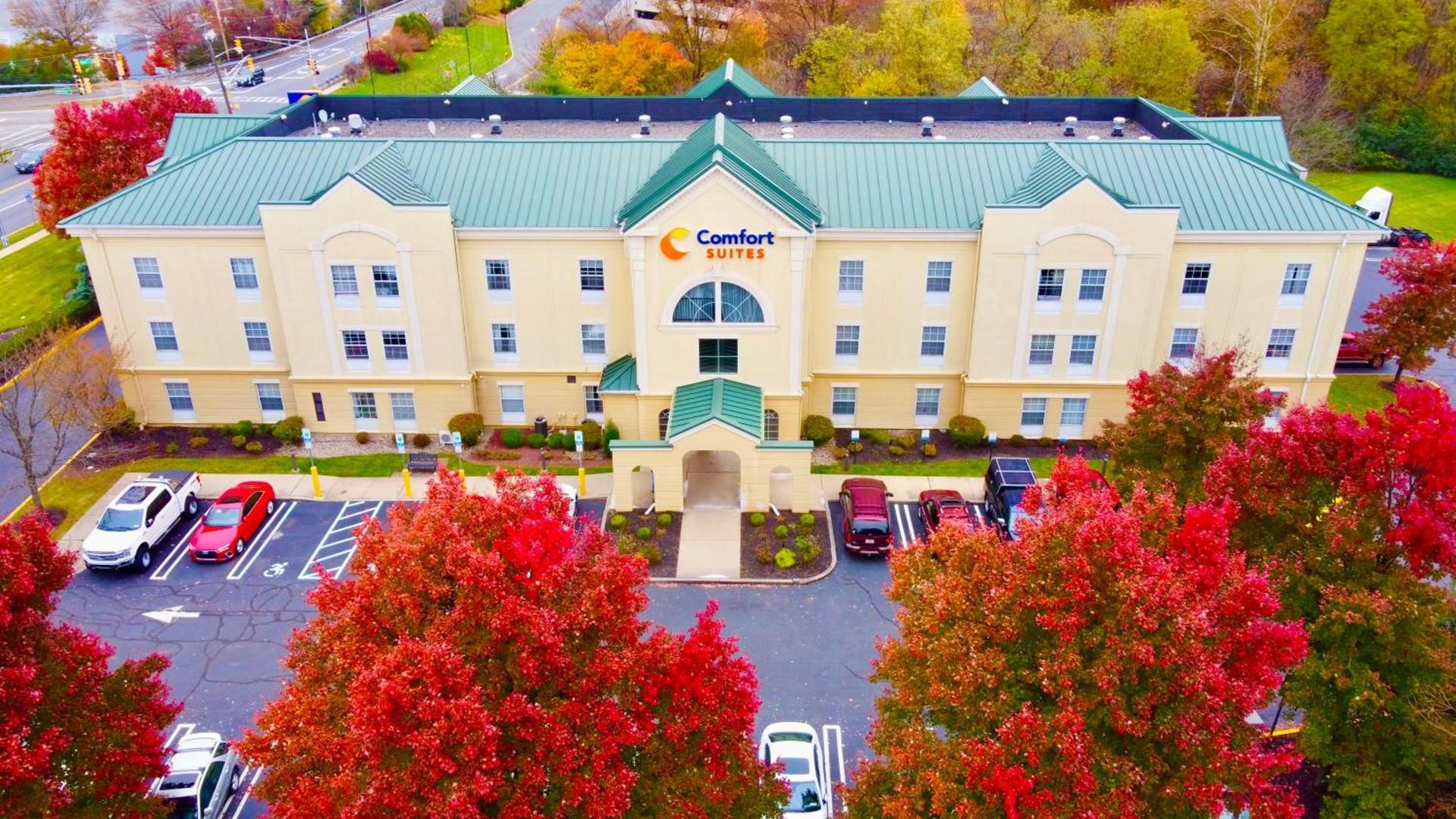 Comfort Suites East Brunswick - South River photo 46