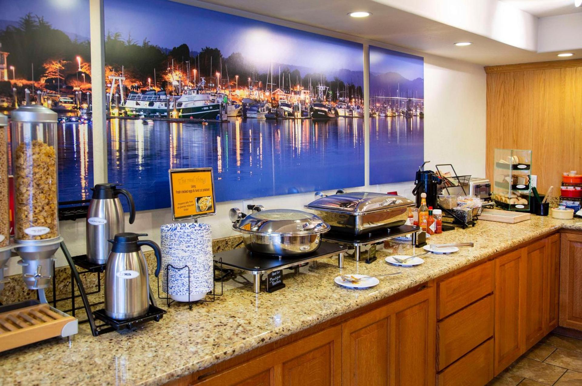 Best Western Plus Humboldt Bay Inn photo 8