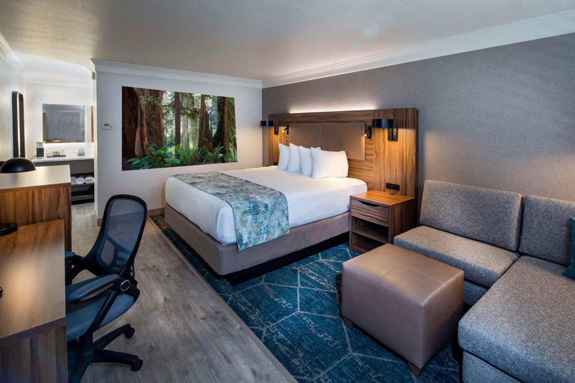 Best Western Plus Humboldt Bay Inn photo 4