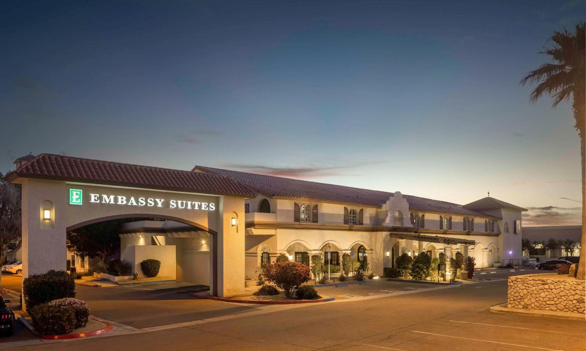 Embassy Suites by Hilton Palm Desert photo 5