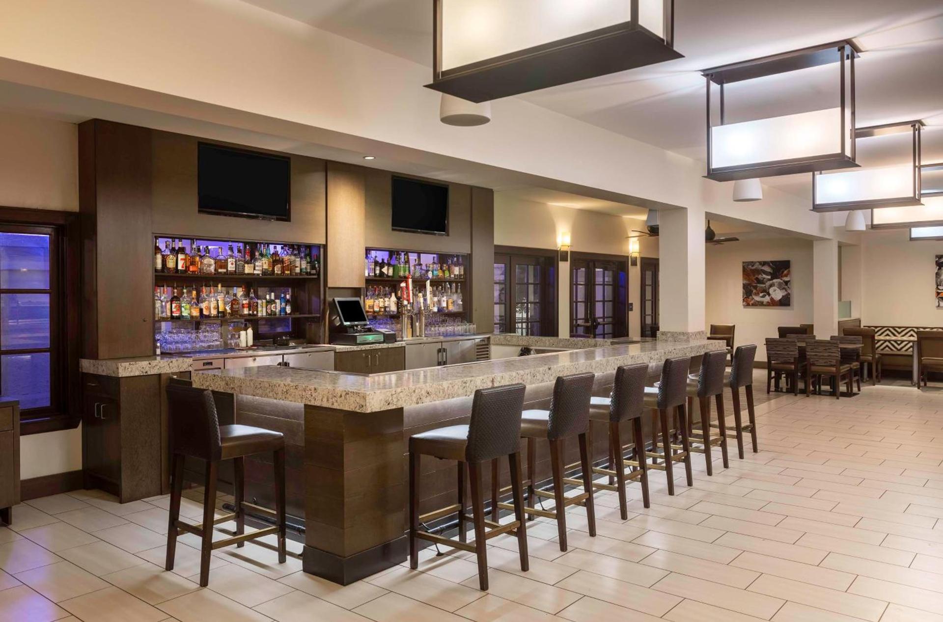 Embassy Suites by Hilton Palm Desert photo 28