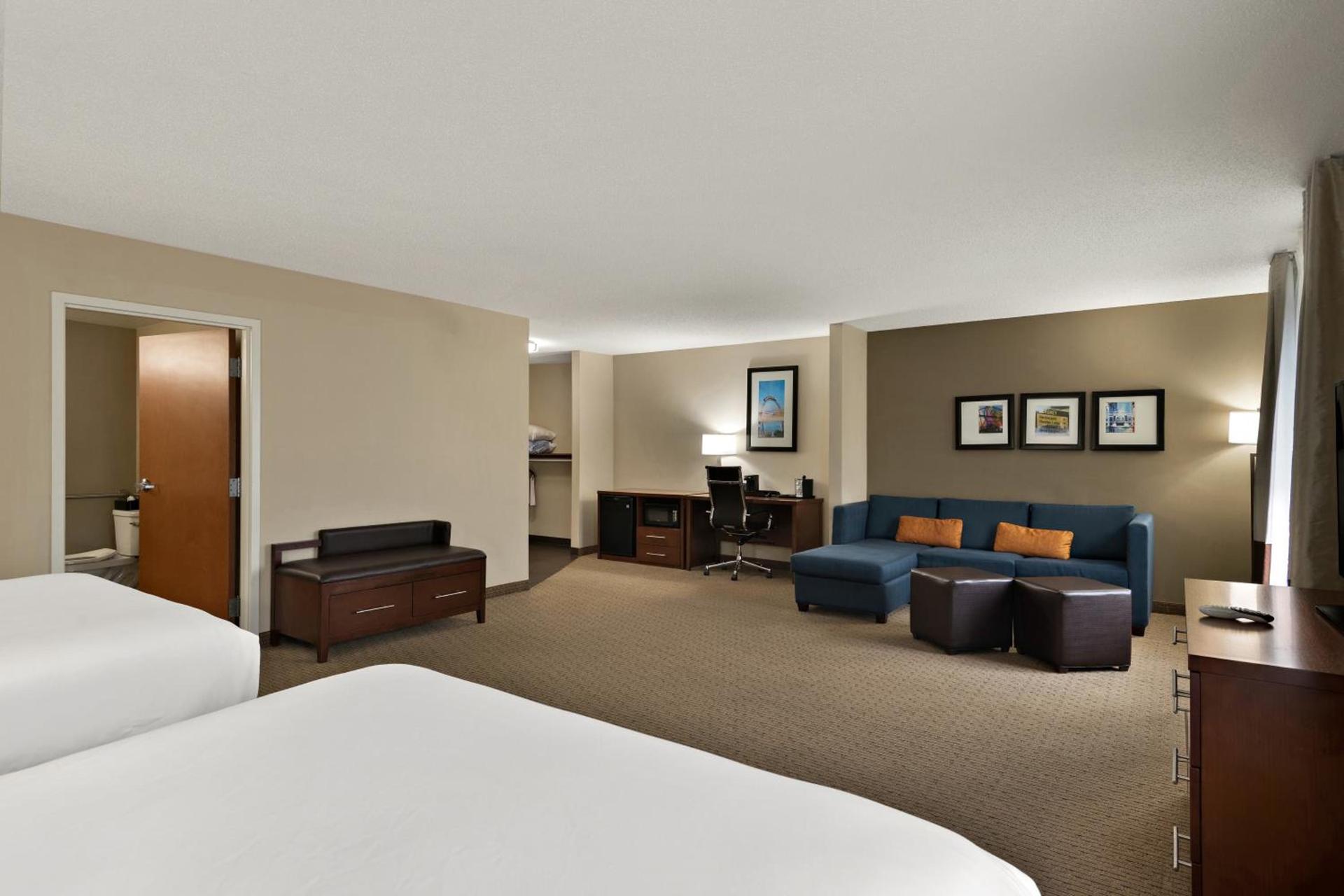 Comfort Suites Hummelstown - Hershey photo 8