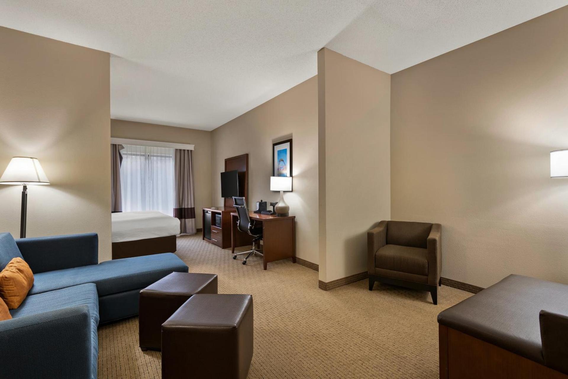 Comfort Suites Hummelstown - Hershey photo 20