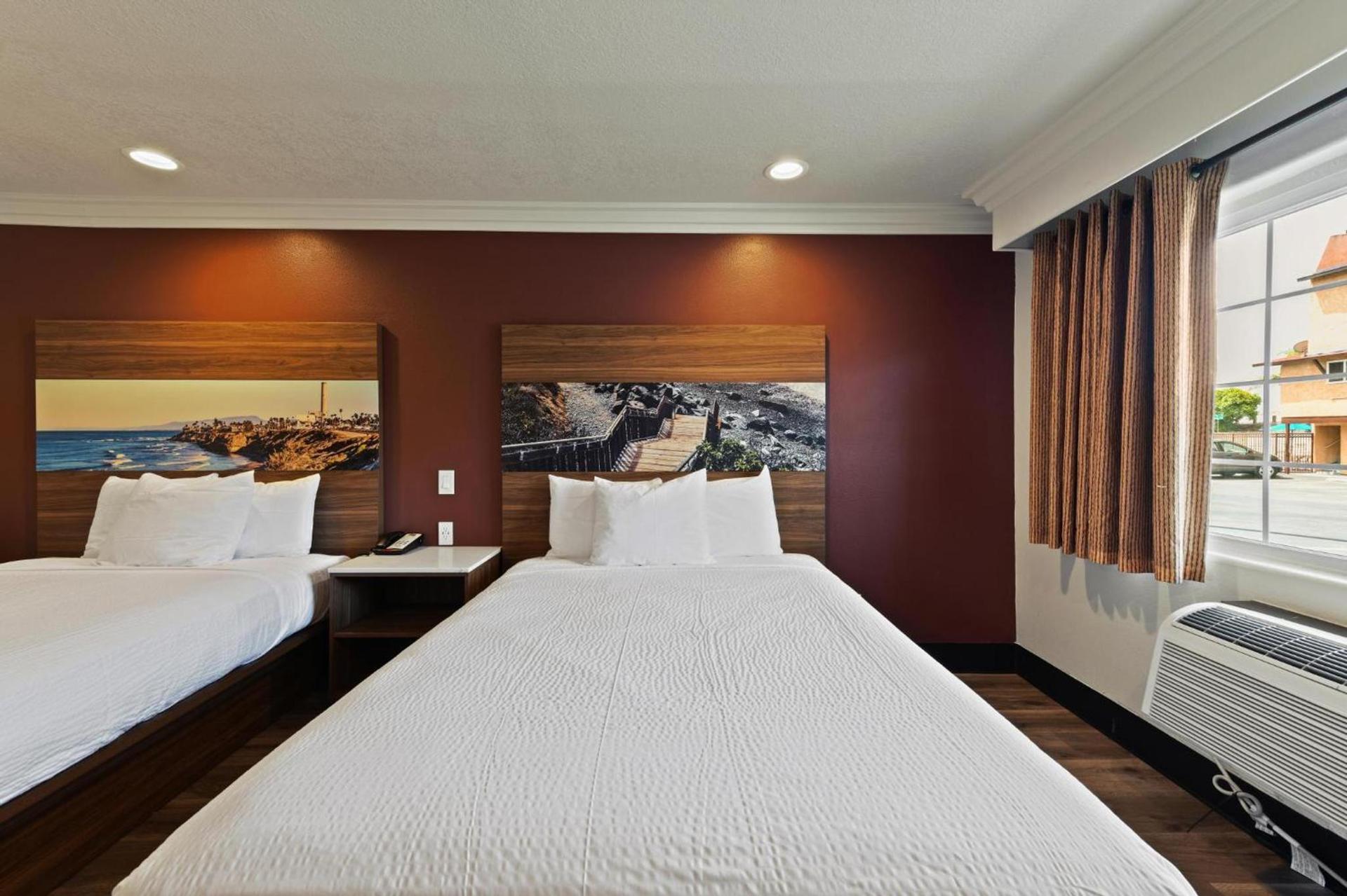 Hyland Inn near Legoland photo 53