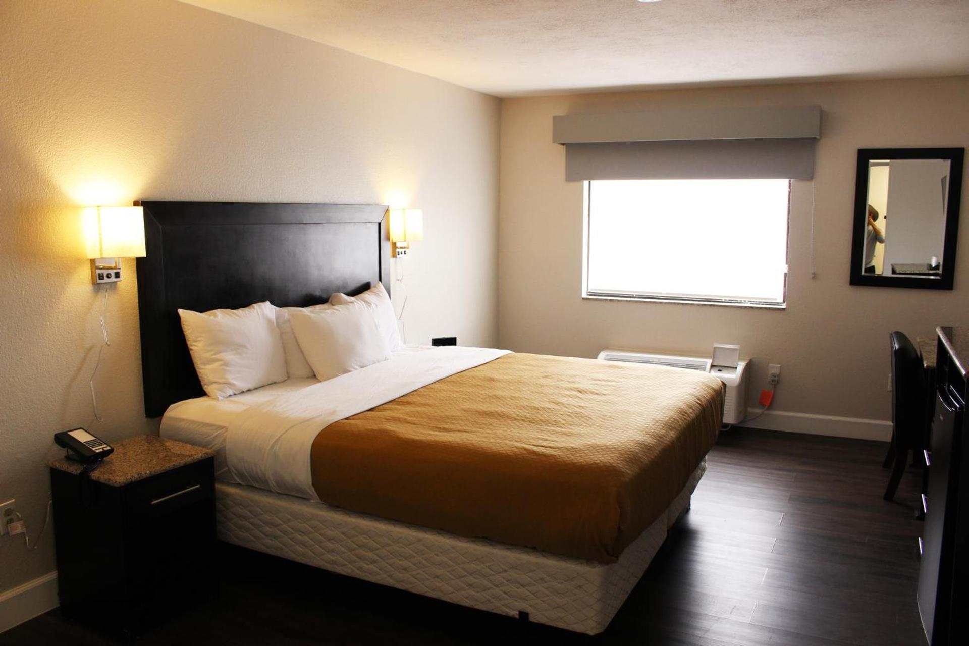 Quality Inn Del Rio photo 25
