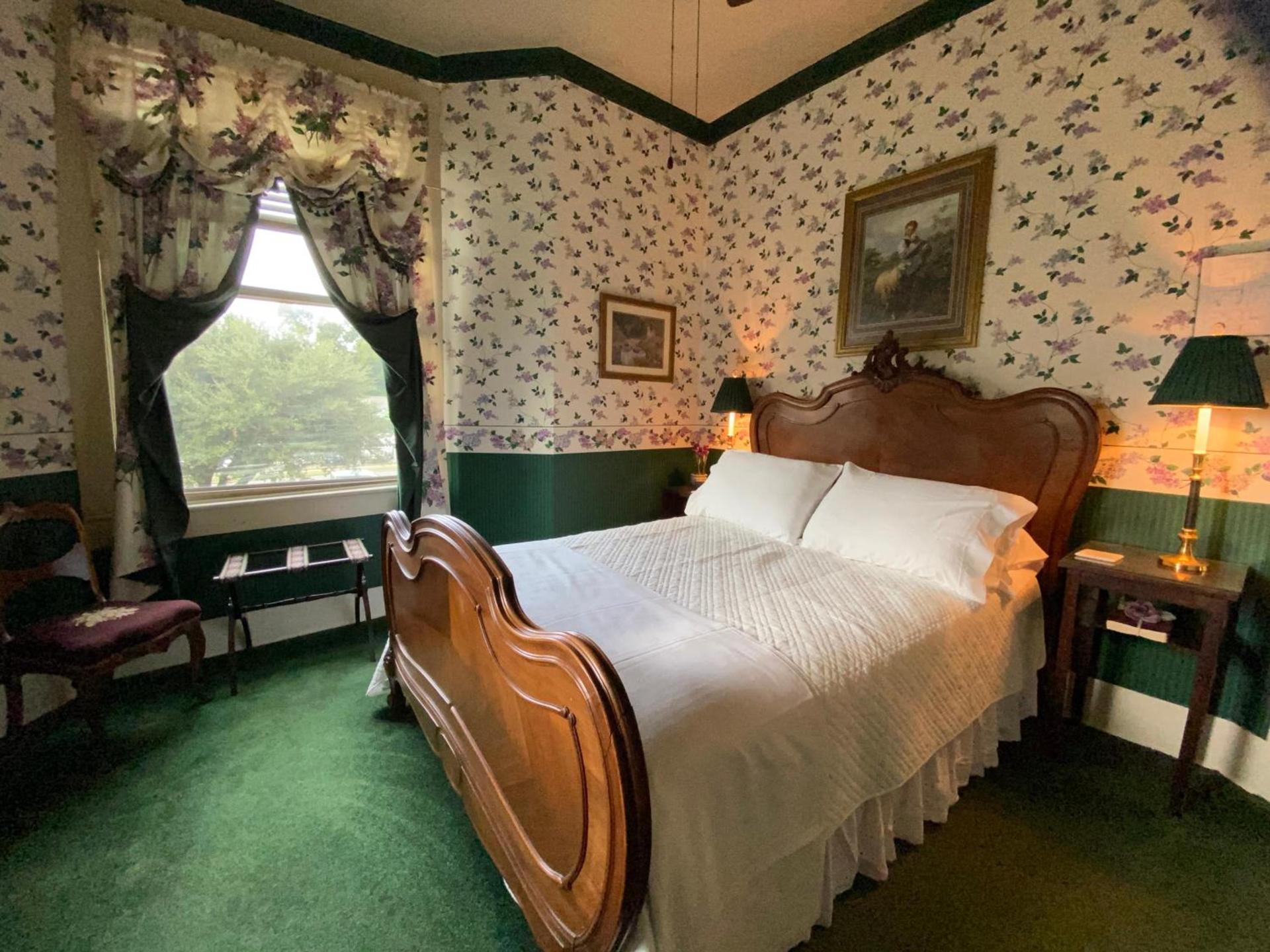 Four Winds Victorian Venue & Suites photo 24