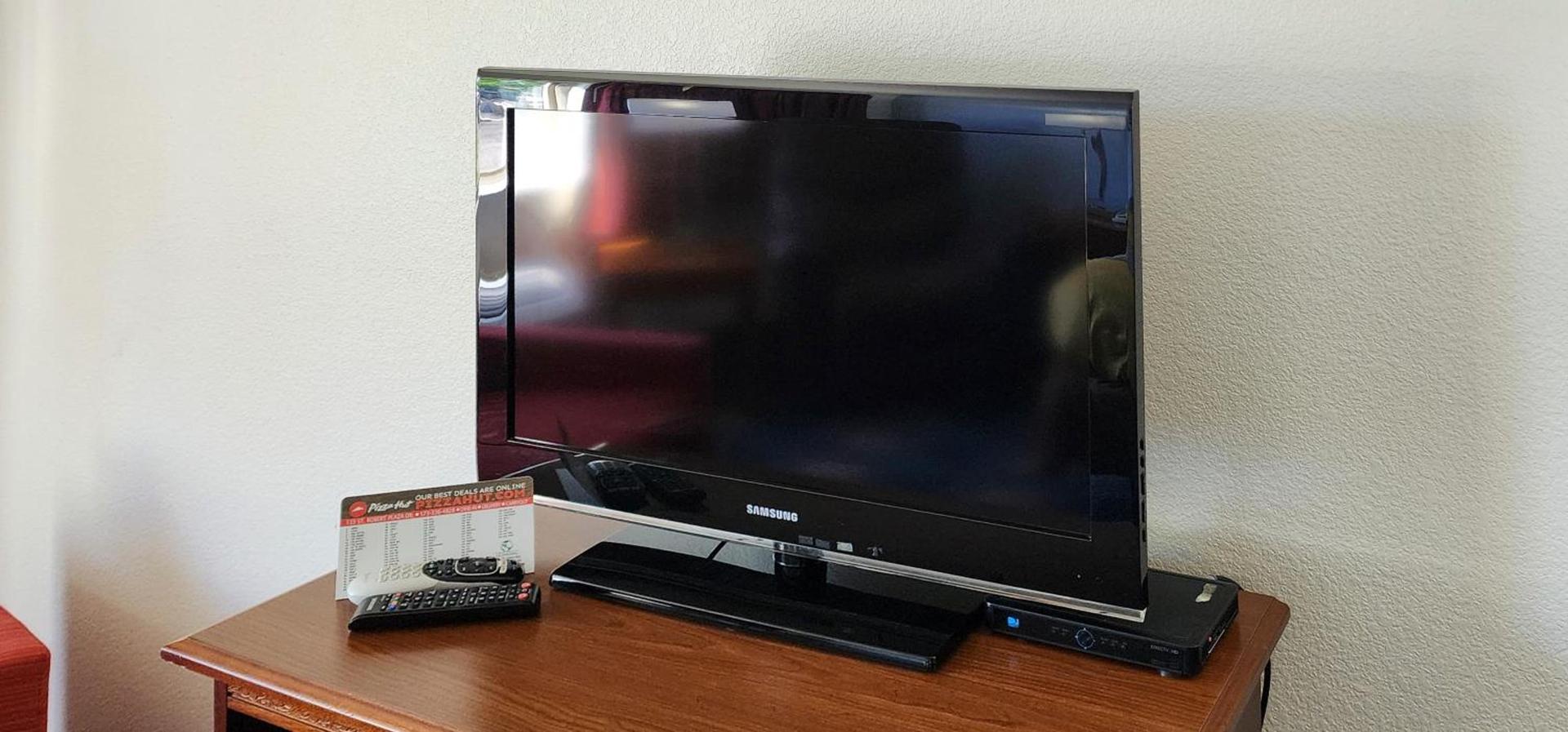 All Towne Suites photo 21