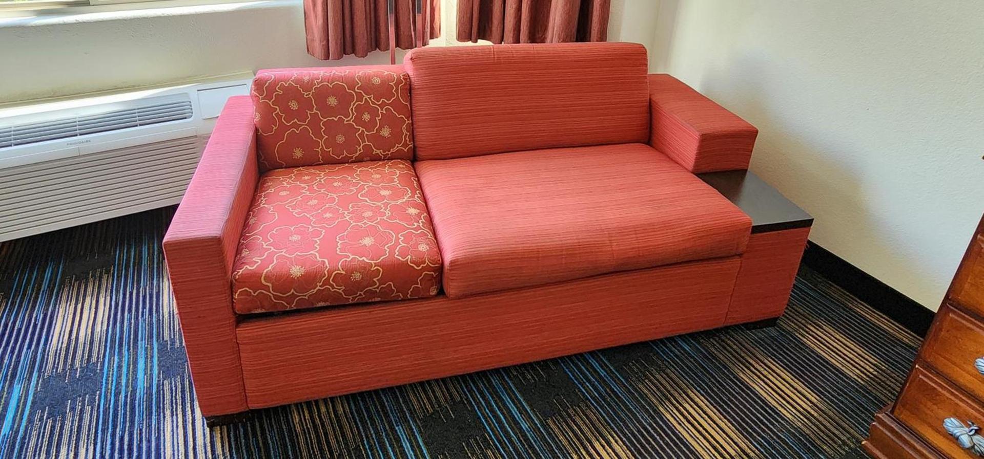 All Towne Suites photo 27