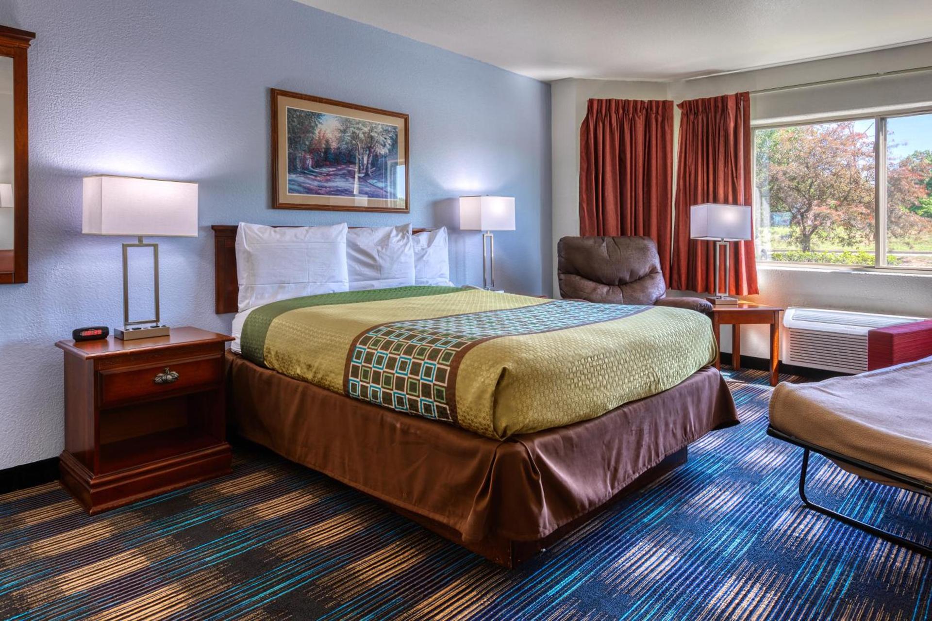 All Towne Suites photo 44