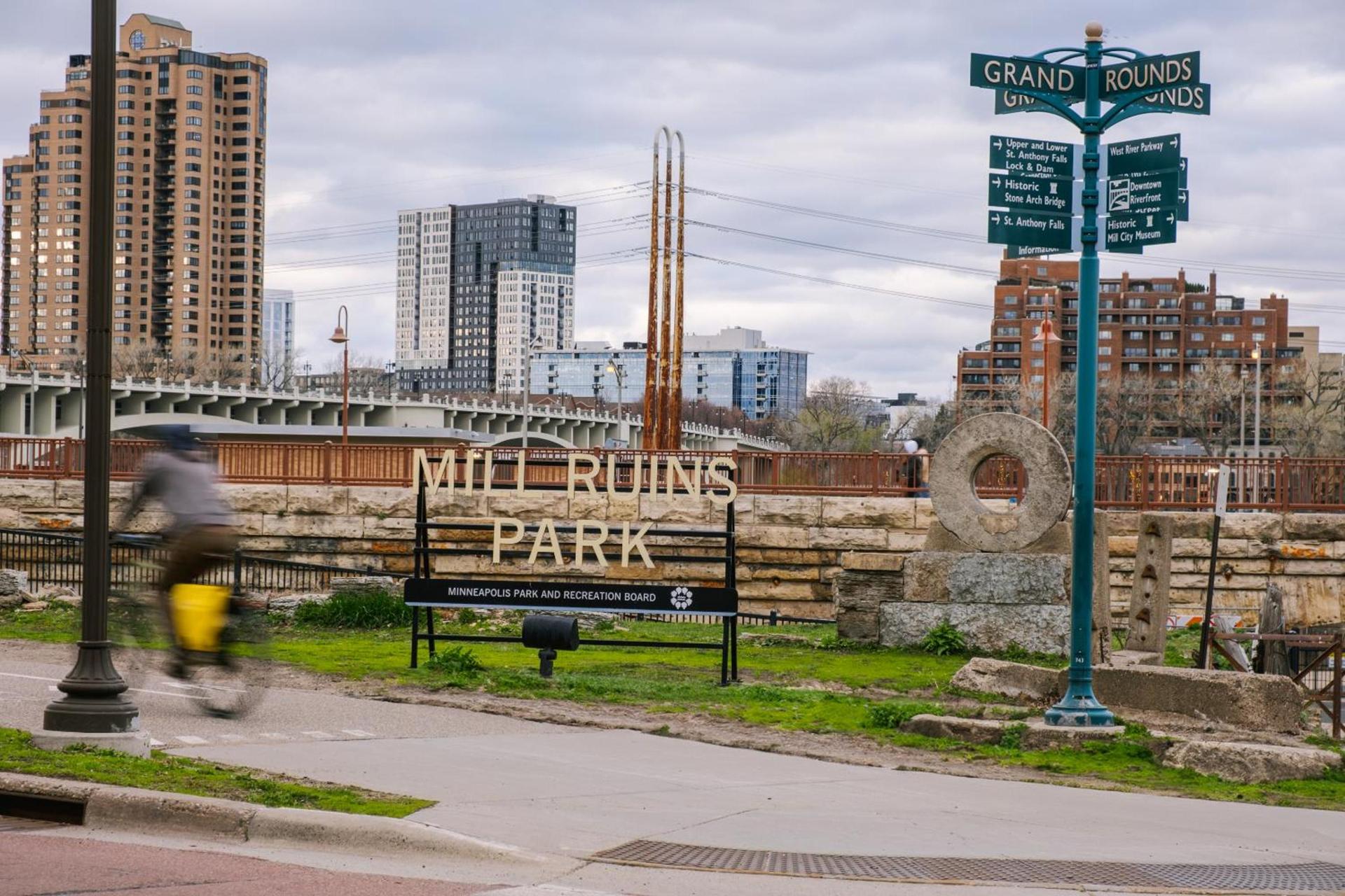 Sonder at North Loop Green photo 8